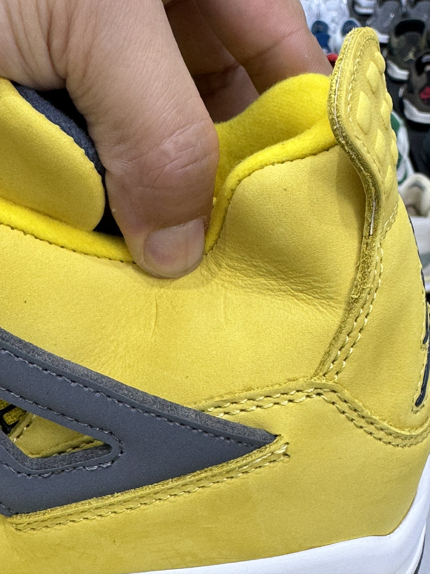 纯原-AirJordan4RetroLightningAJ4电母CT8527-700AJ4电母尺码:36