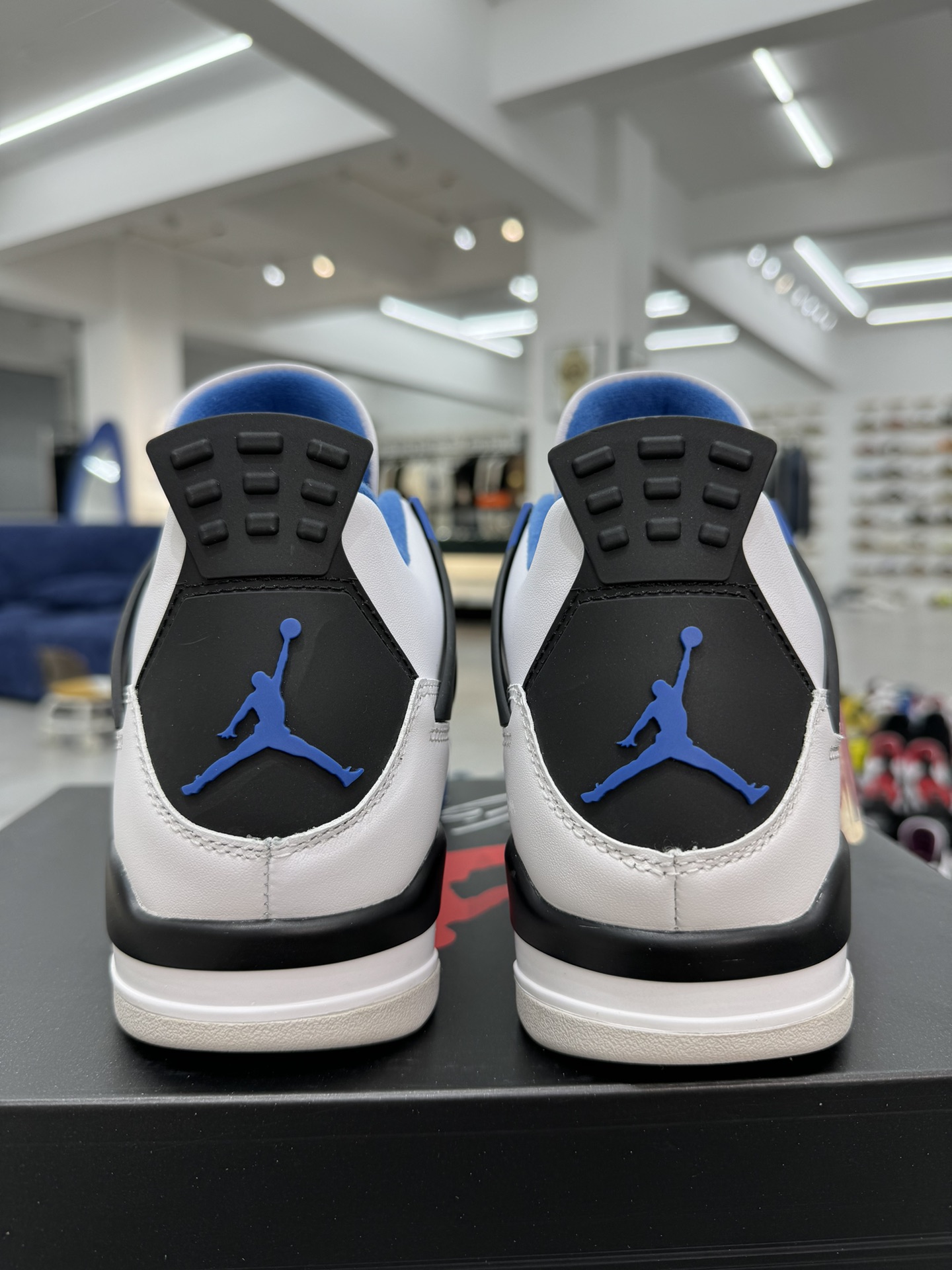 纯原-AirJordan4RetroAJ4乔4白蓝308497-117AJ4白蓝尺码:36-47.5