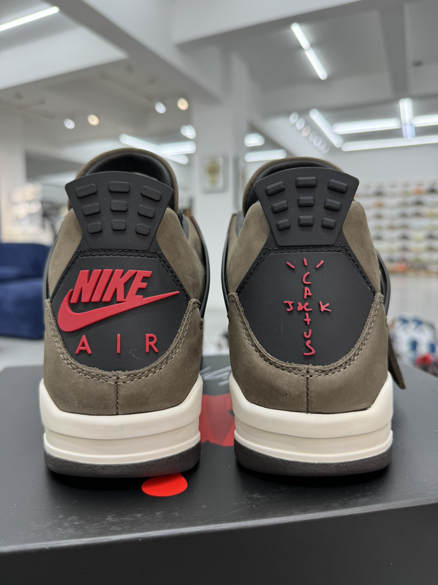 AirJordan4RetroTS黑橄榄.5414242.5434444.54546