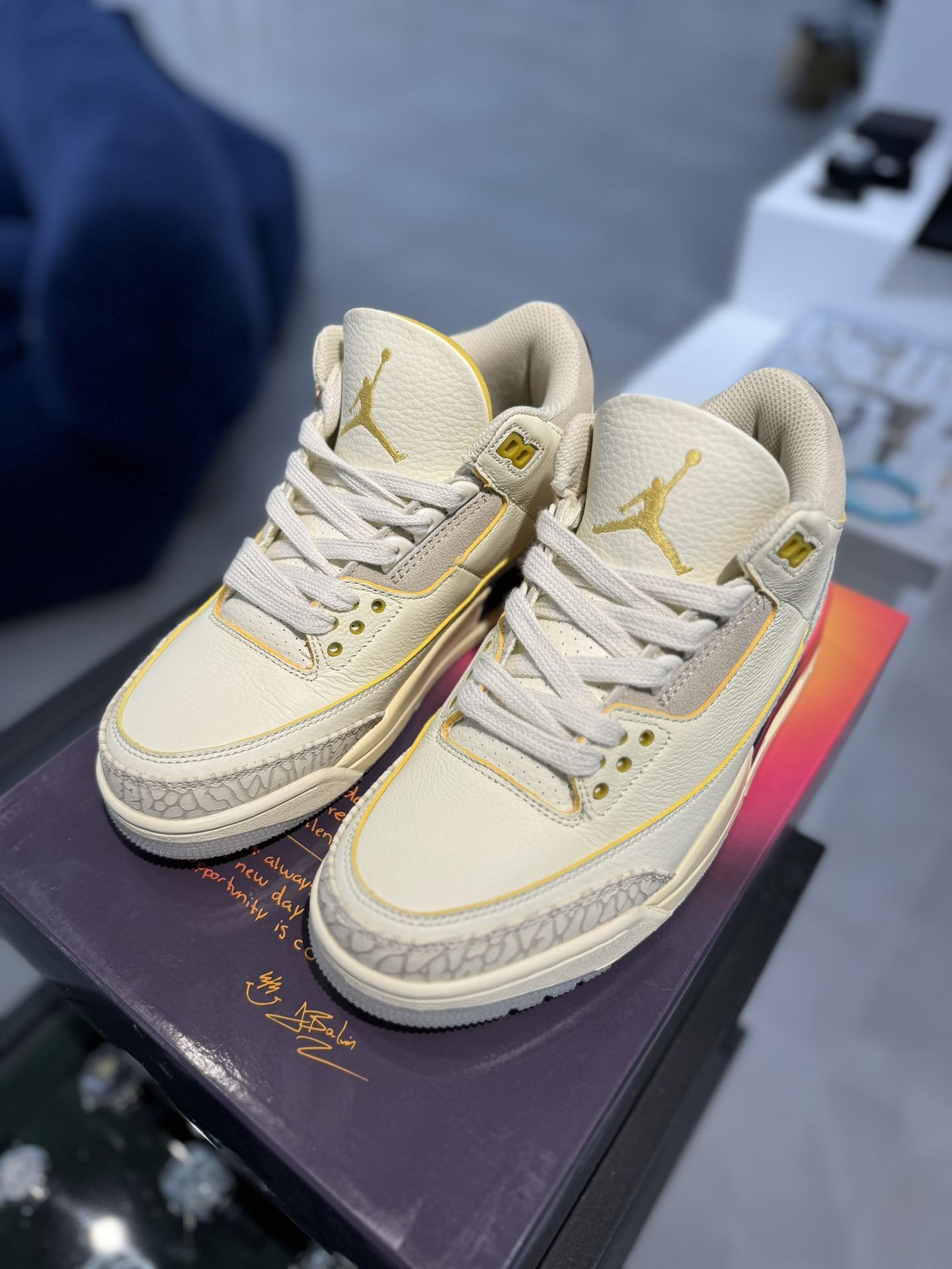 J.BalvinxAirJordan3RetroAJ3乔3彩虹渐变FN0344-901货号FN0344-