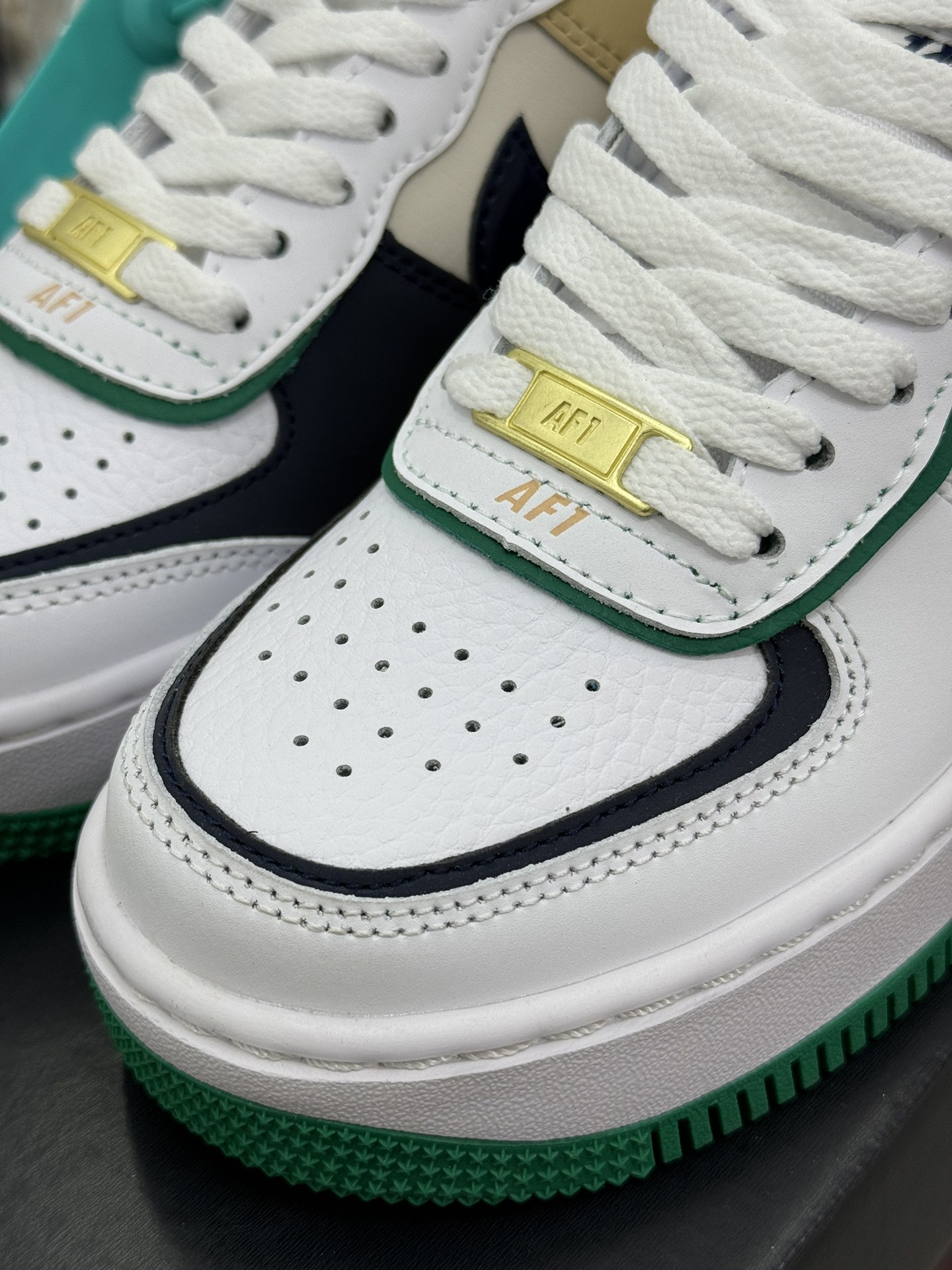 空军！马卡龙系列第2色白绿NikeAIRForce1Low空军一号百分百每个配色原鞋开发！PT市场真正匠