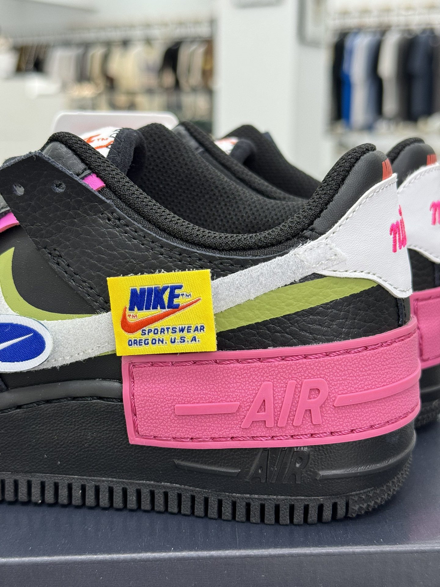 空军！马卡龙系列第3色黑粉NikeAIRForce1Low空军一号百分百每个配色原鞋开发！PT市场真正匠