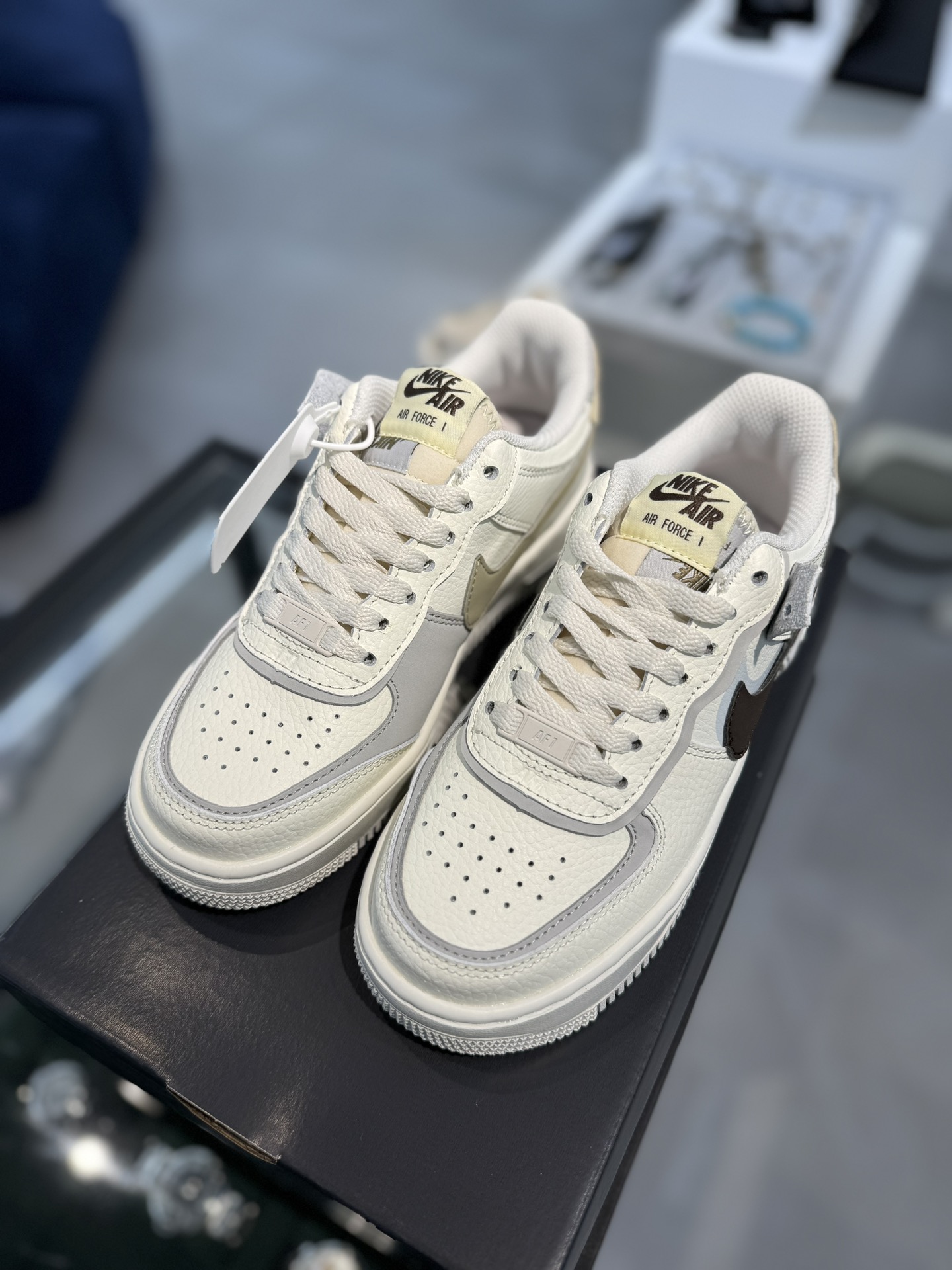 空军！马卡龙系列第5色奶白黑NikeAIRForce1Low空军一号百分百每个配色原鞋开发！PT市场真正