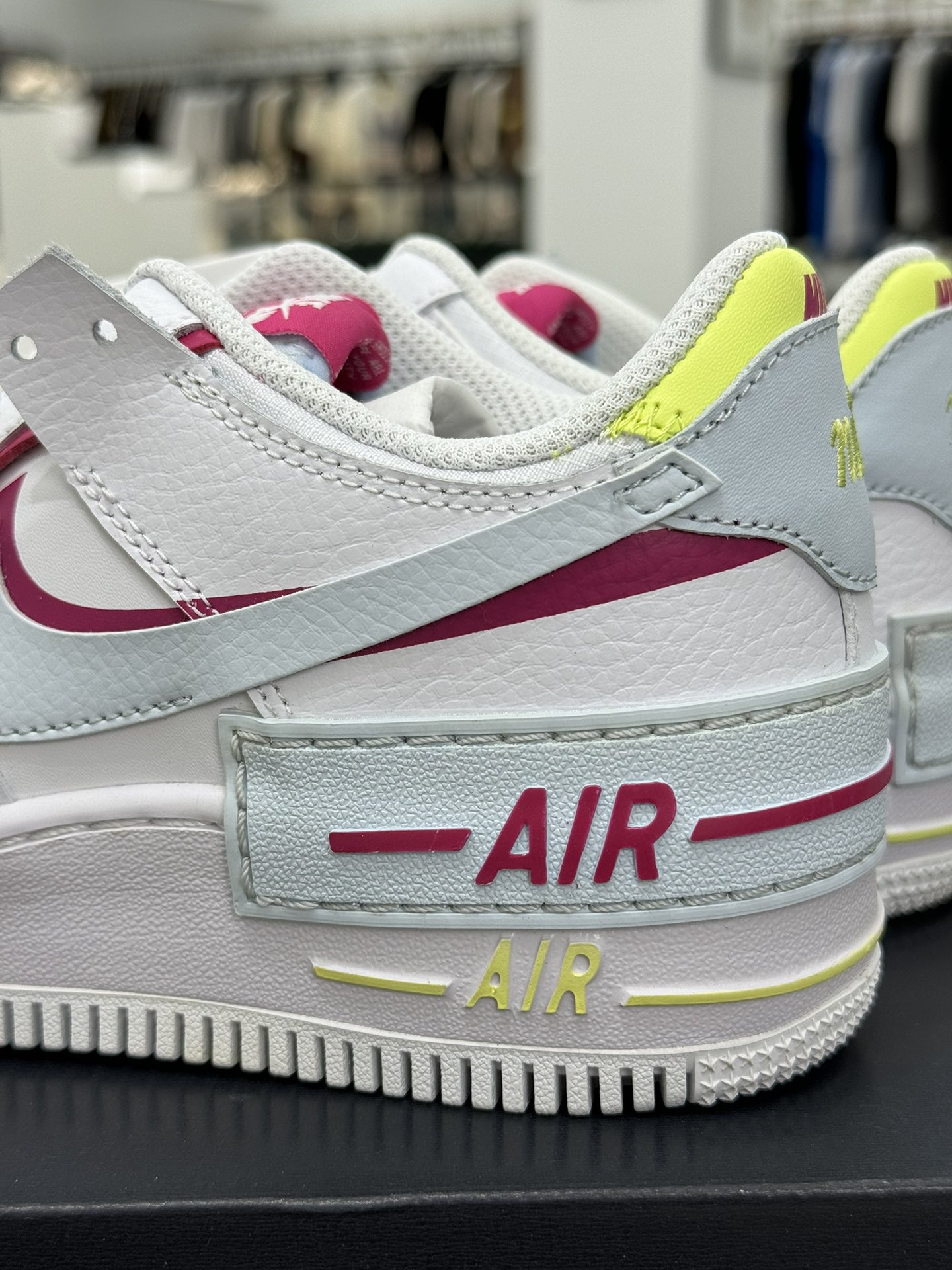 空军！马卡龙系列第6色白红黄NikeAIRForce1Low空军一号百分百每个配色原鞋开发！PT市场真正