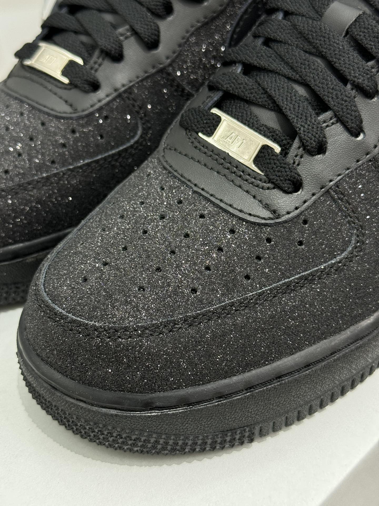 空军！第445色！定制球鞋全黑满钻NikeAIRForce1Low空军一号百分百每个配色原鞋开发！PT市