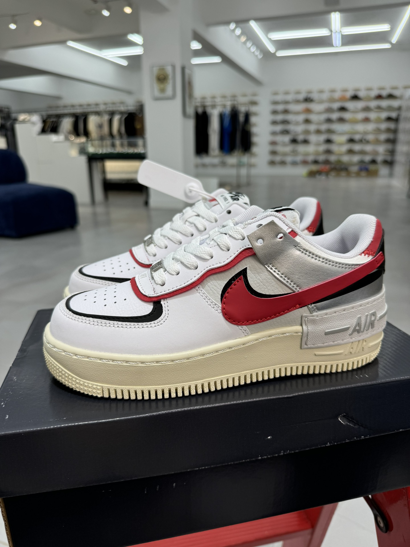 空军！马卡龙系列第23色白红黑NikeAIRForce1Shadow空军一号百分百每个配色原鞋开发！PT