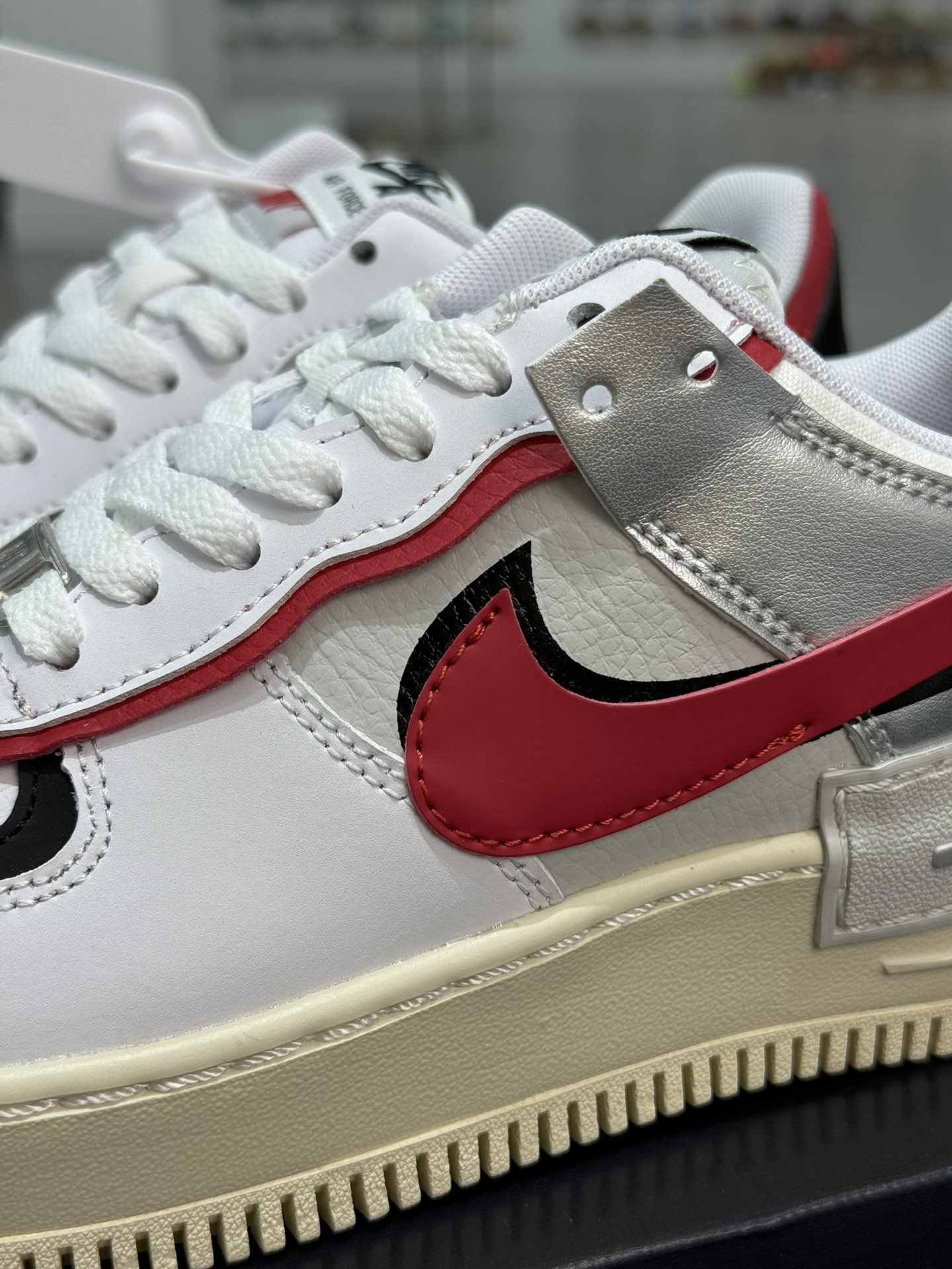 空军！马卡龙系列第23色白红黑NikeAIRForce1Shadow空军一号百分百每个配色原鞋开发！PT