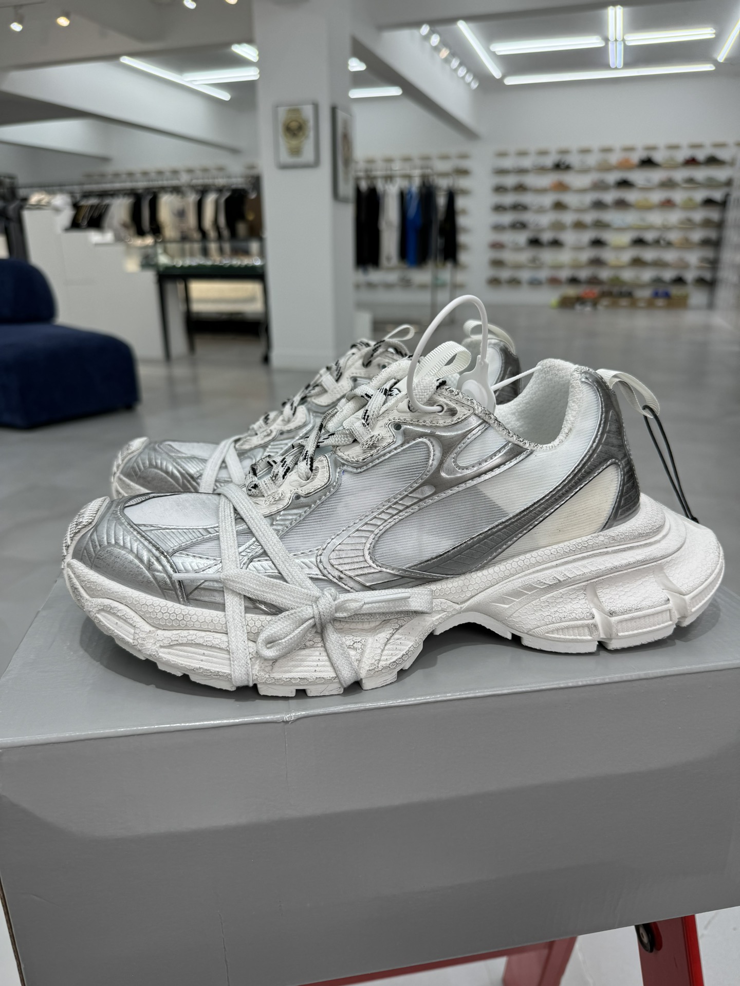 GT版3XL第31色网纱白银BALENCIAGA3XLSneakers巴黎世家十代正确手工做旧+磨损效果