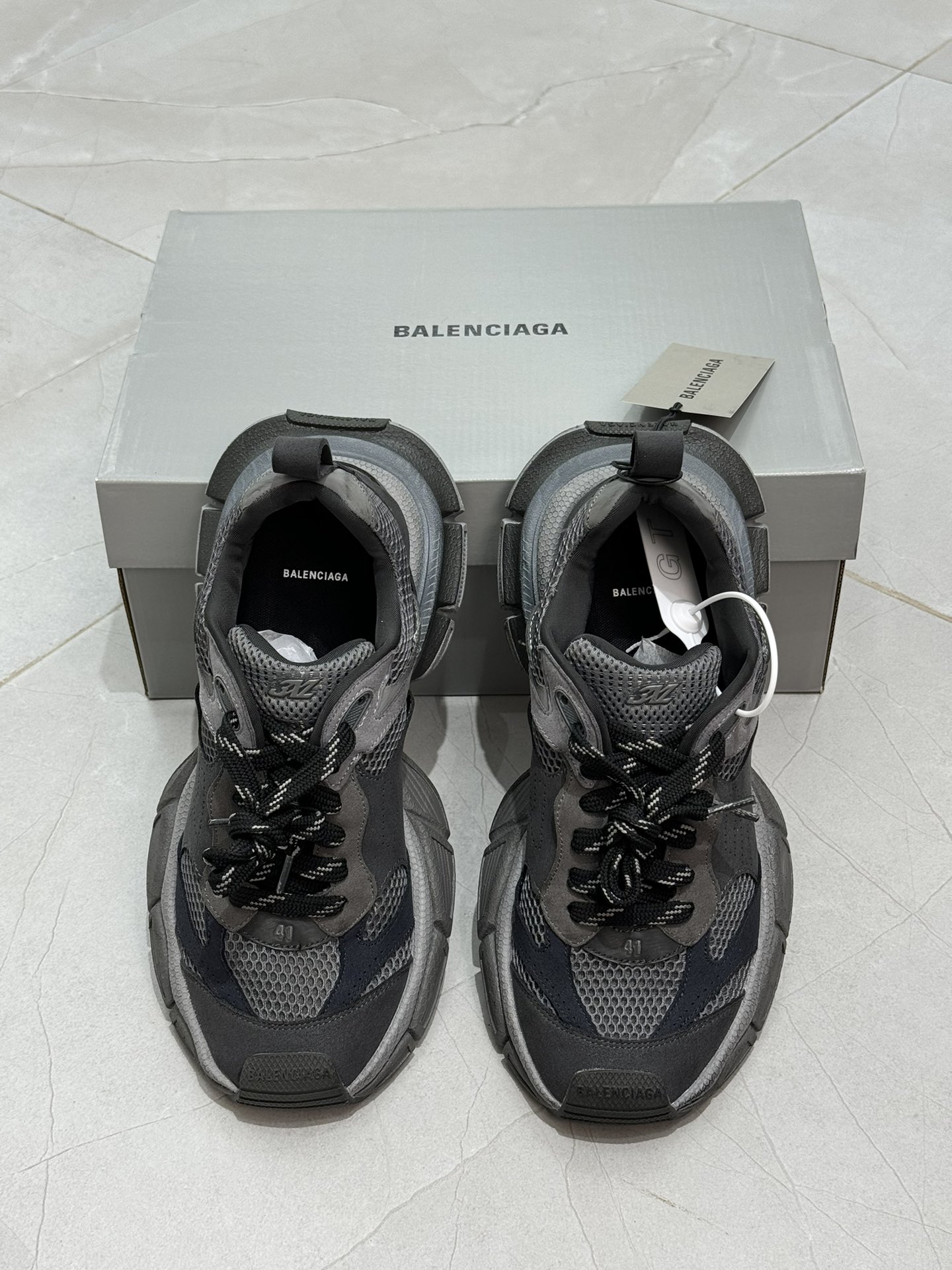 GT版3XL第32色二代黑灰BALENCIAGA3XLSneakers巴黎世家十代正确手工做旧+磨损效果