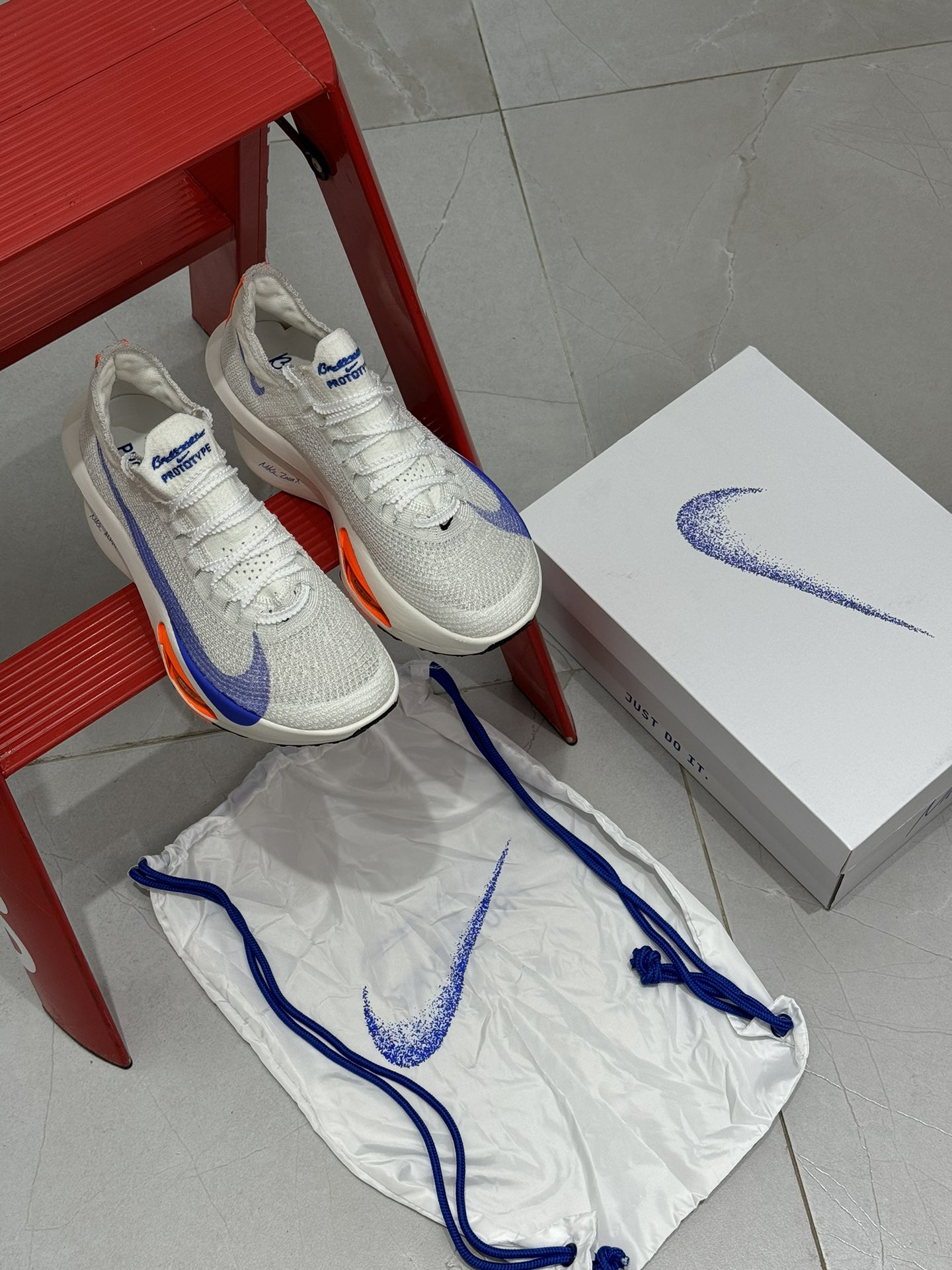 GT纯原2024年最新超级马拉松阿尔法跑鞋！NikeAlphafly3“Blueprint”白蓝橙前掌两