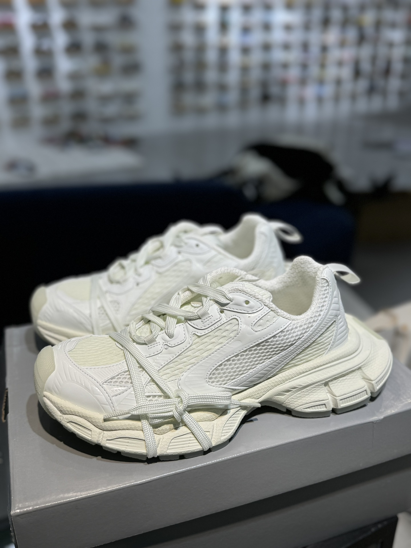 独立自主订单最强品质没有之一！不吹牛看细节！Balenciaga巴黎世家3XL白夜光市面各版本的重要细节