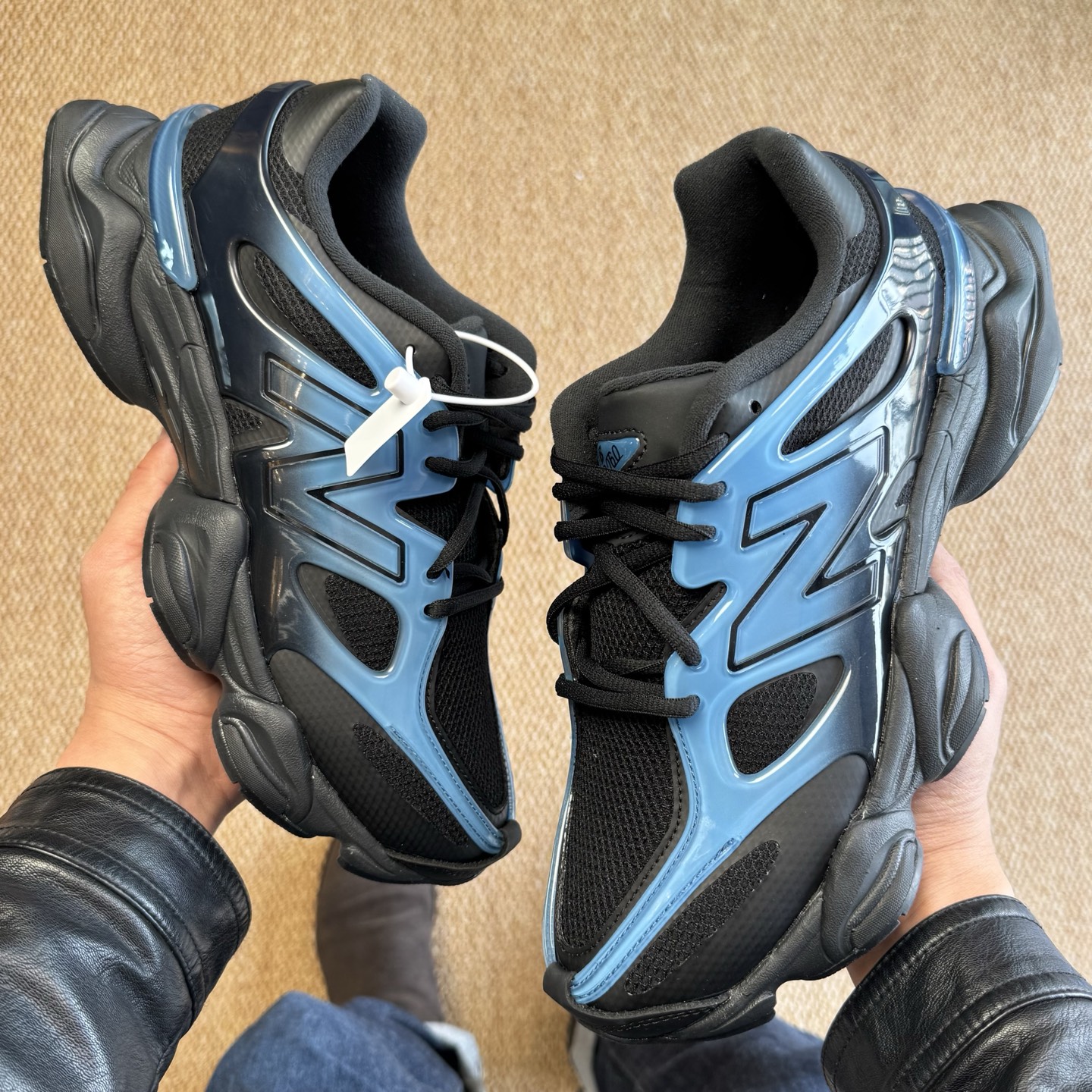 主推优势私C版新百伦系列！NB9060第99色：黑蓝TPU无敌质感！最强版本36-46.5出货，行业标杆