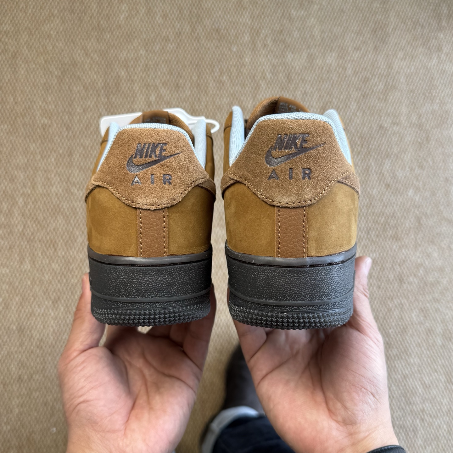
3A空军！第534色：深棕褐色 Nike Air Force 1
百分百原鞋开发！PT市场真正匠心空军