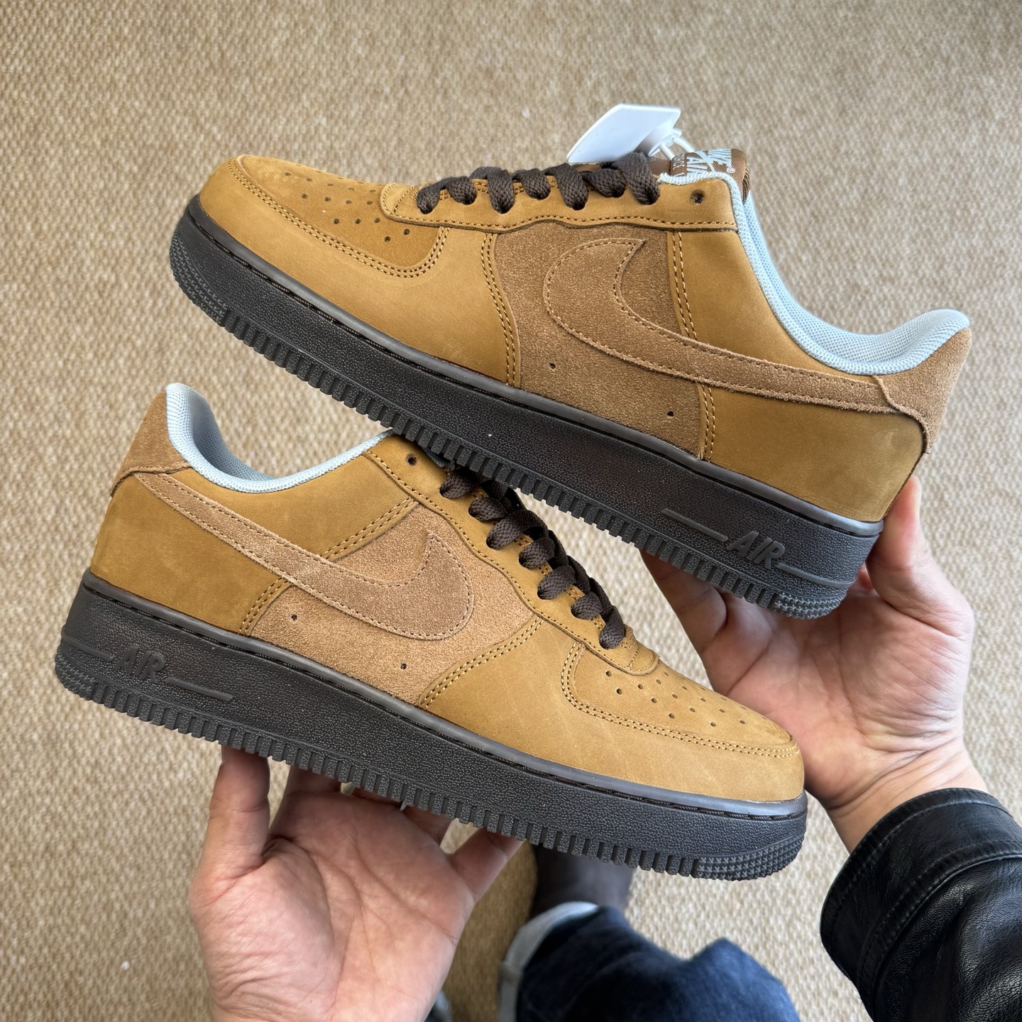 
3A空军！第534色：深棕褐色 Nike Air Force 1
百分百原鞋开发！PT市场真正匠心空军