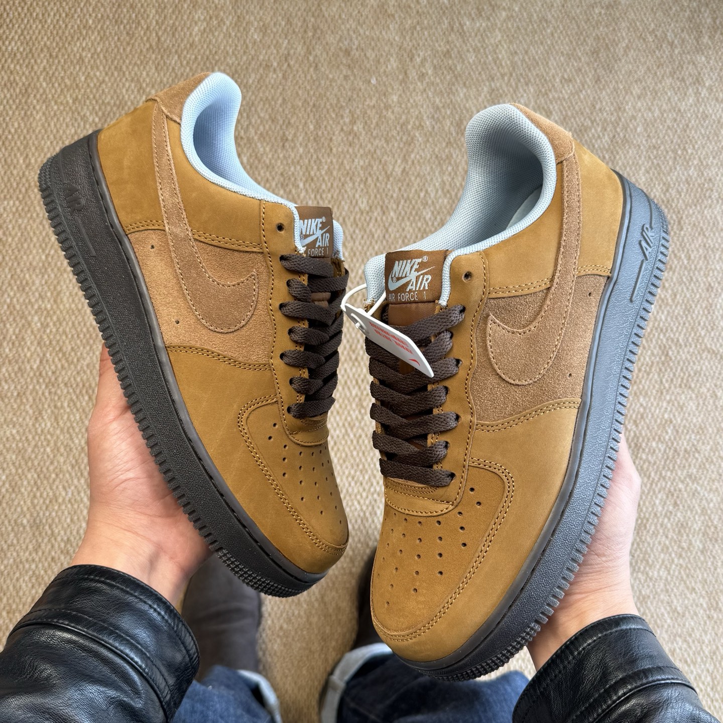 
3A空军！第534色：深棕褐色 Nike Air Force 1
百分百原鞋开发！PT市场真正匠心空军