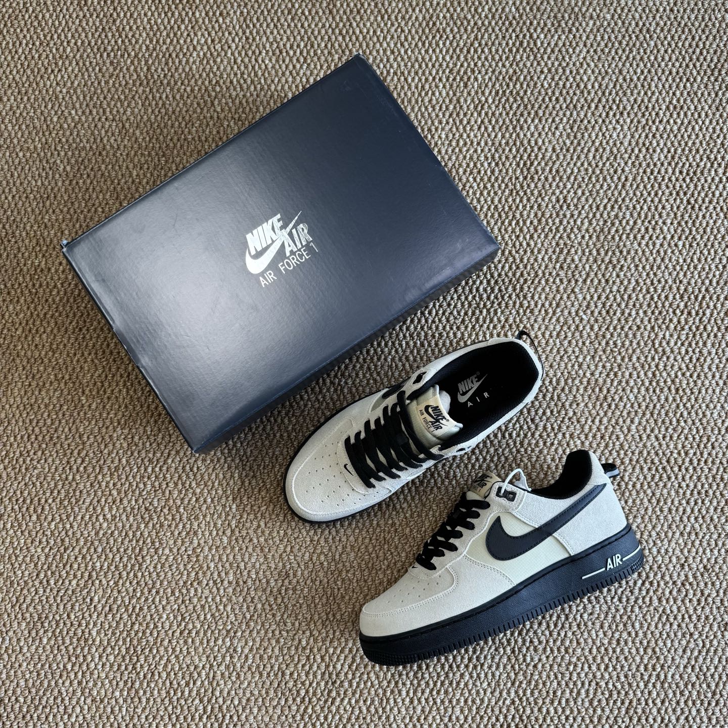 
3A空军！第535色：棕灰色 Nike Air Force 1
百分百原鞋开发！PT市场真正匠心空军！