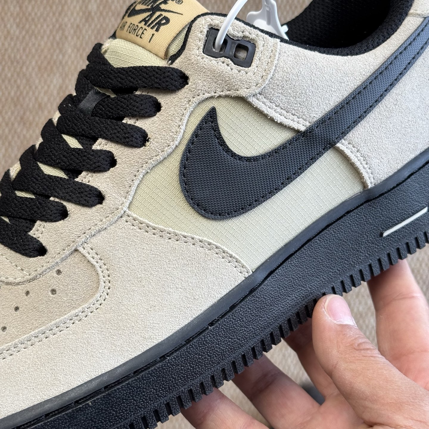 
3A空军！第535色：棕灰色 Nike Air Force 1
百分百原鞋开发！PT市场真正匠心空军！