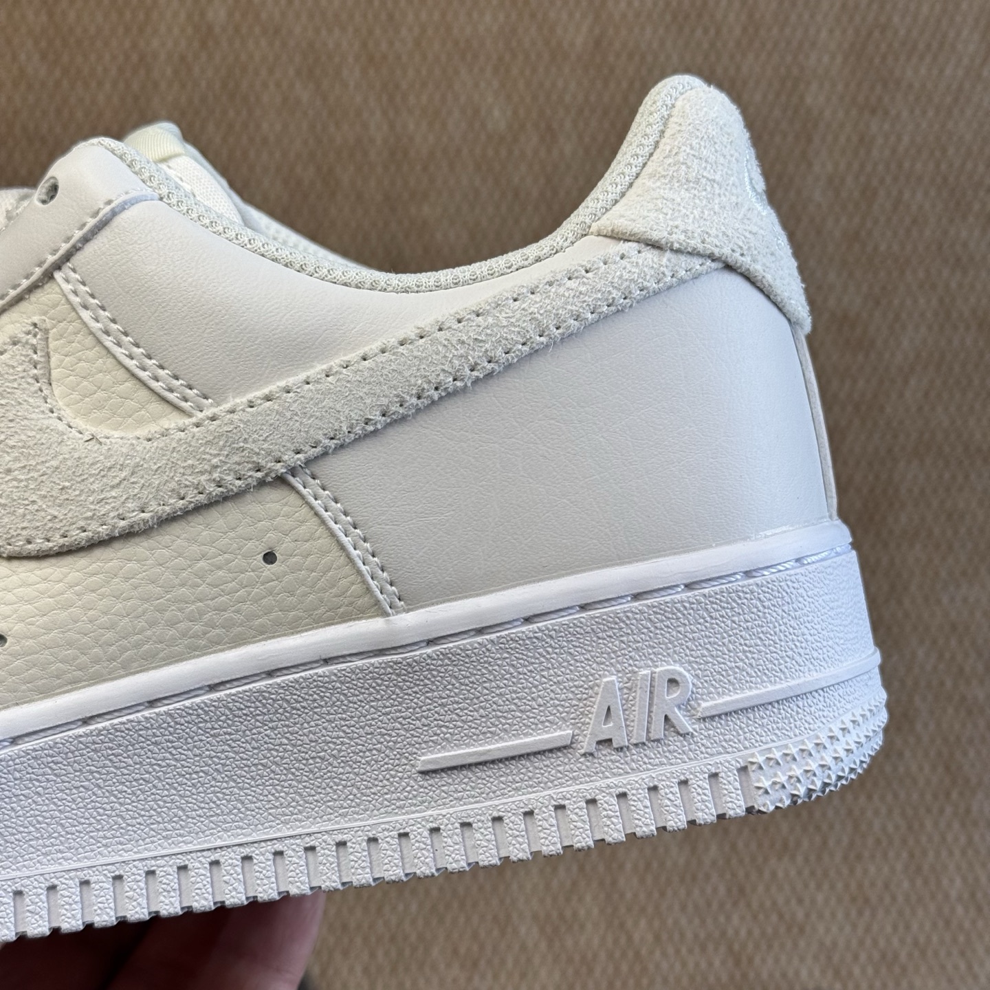 
3A空军！第536色：乳白色 Nike Air Force 1
百分百原鞋开发！PT市场真正匠心空军！