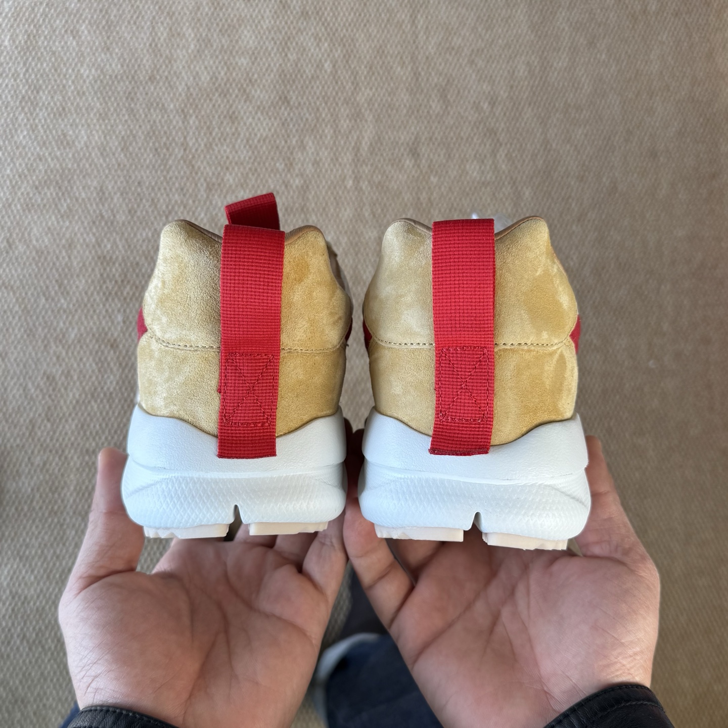 
顶级性价比！宇航员2.0 
完美货品 官方全套配件！
tom sachs x  Nike Mars Y