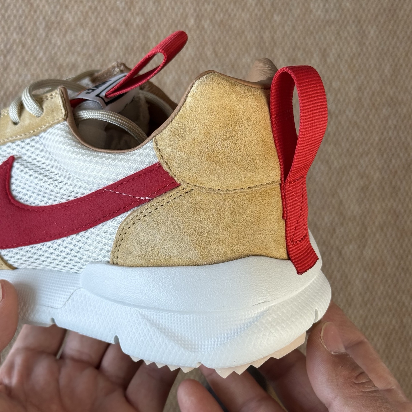 
顶级性价比！宇航员2.0 
完美货品 官方全套配件！
tom sachs x  Nike Mars Y