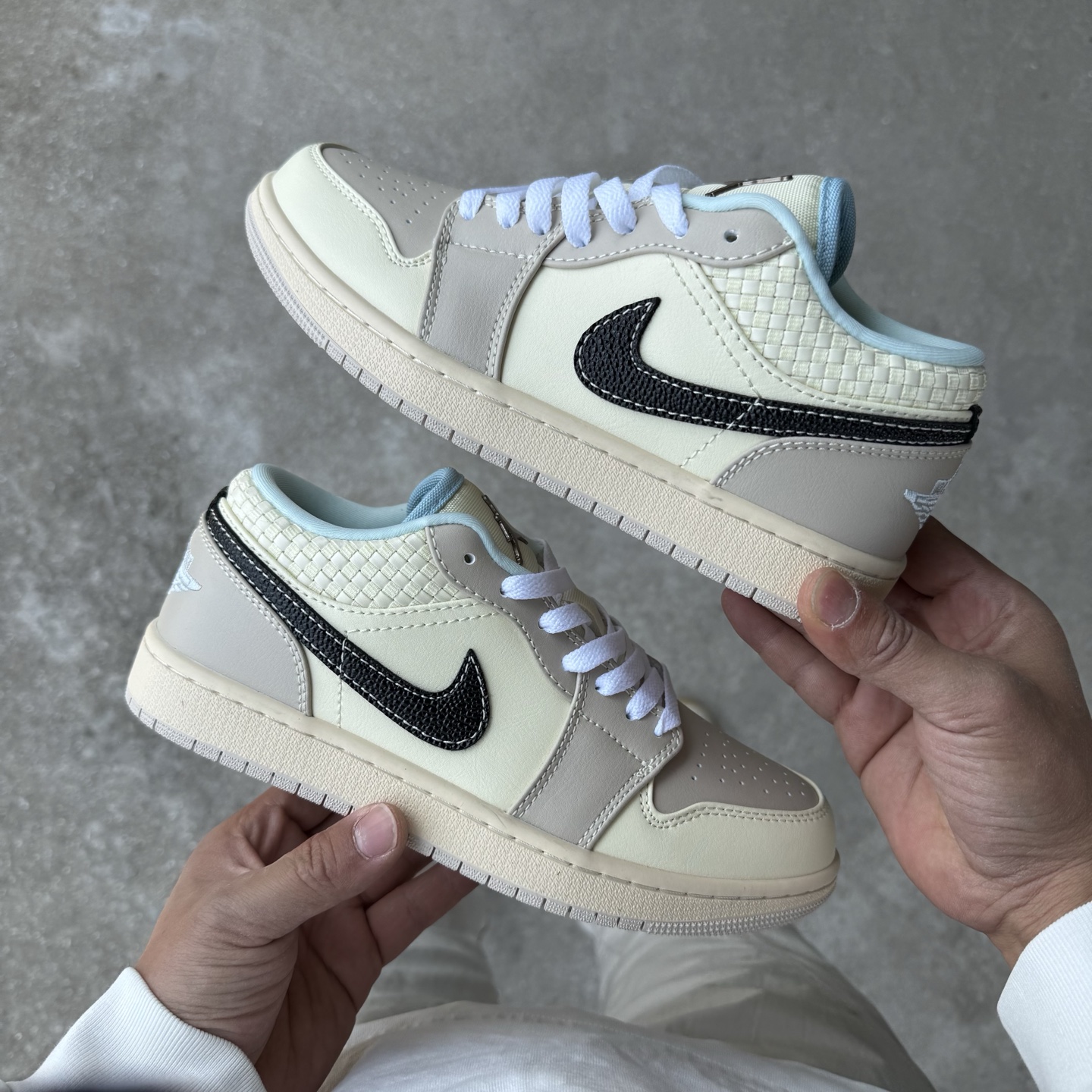  
D版 顶级性价比低帮！
Air Jordan AJ1 Low 低帮系列 编织米棕色
鞋型细节堪称完美