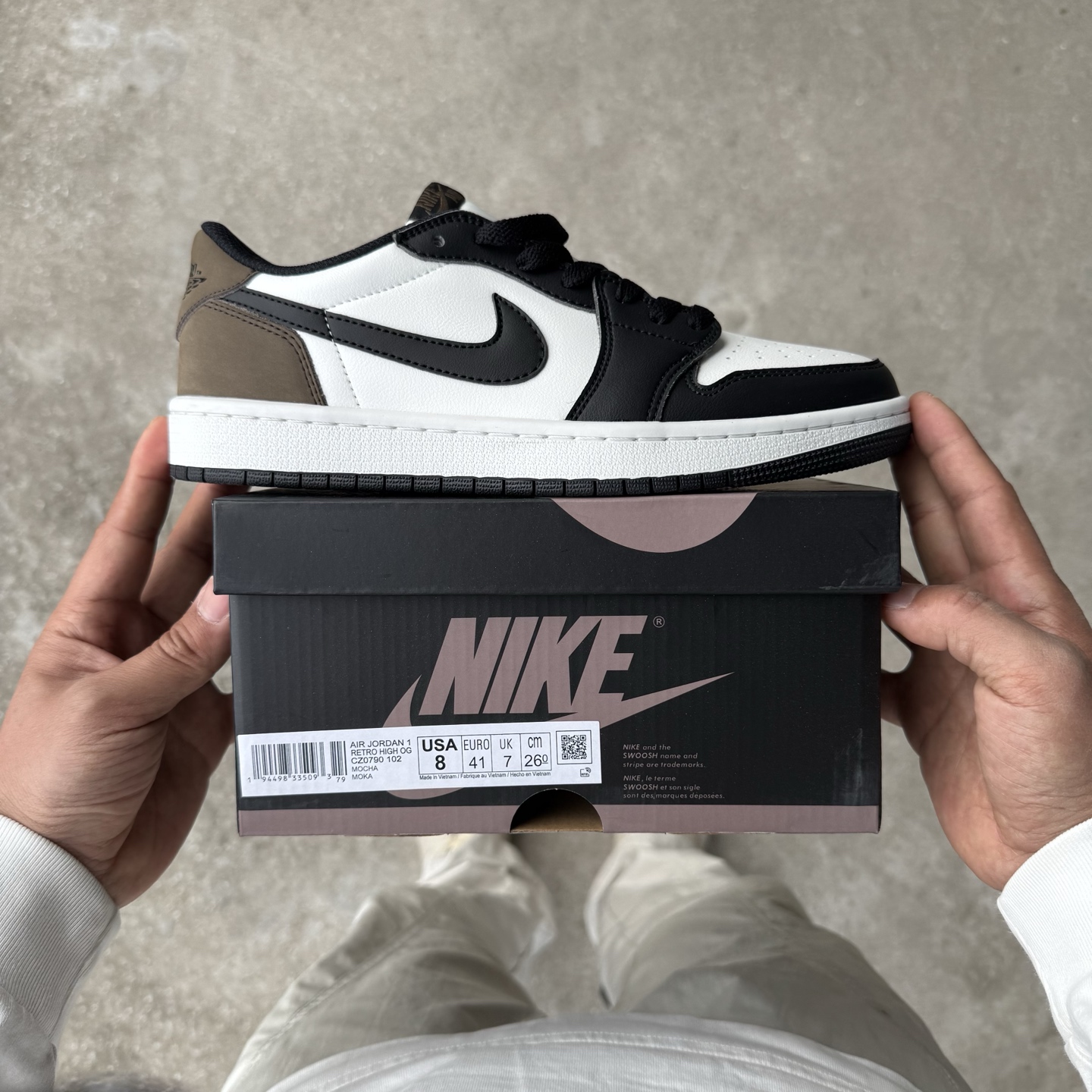  
D版 顶级性价比低帮！
Air Jordan AJ1 Low 低帮系列 摩卡黑白棕
鞋型细节堪称完美