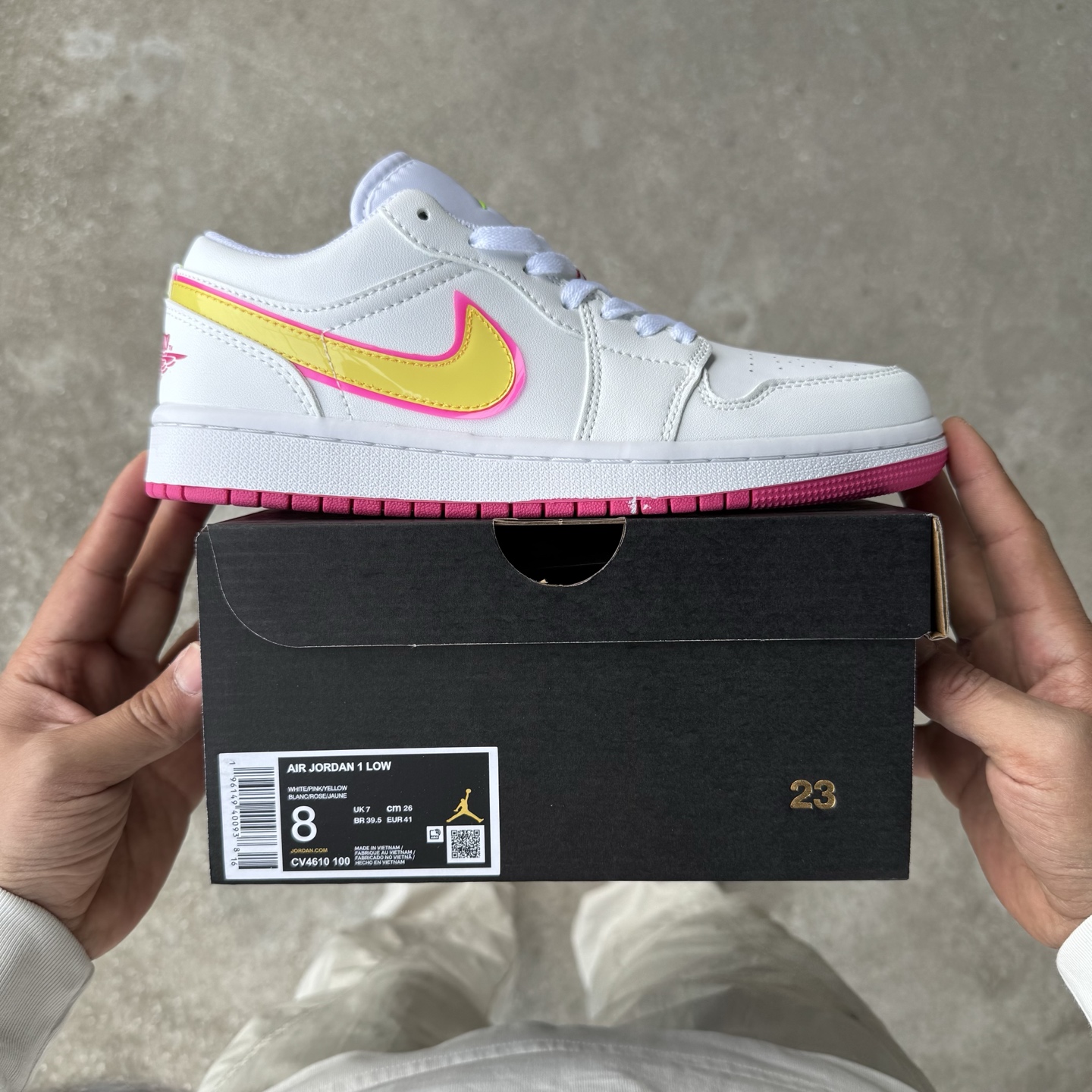  
D版 顶级性价比低帮！
Air Jordan AJ1 Low 低帮系列 糖果🍬
鞋型细节堪称完美，非