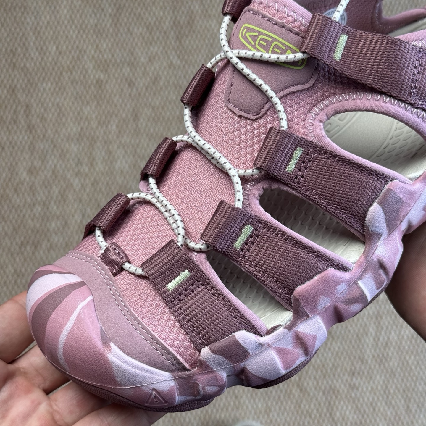  
科恩 KEEN Hyperport H2 溯溪鞋
原装品质，现货开售！
尺码：36-40
