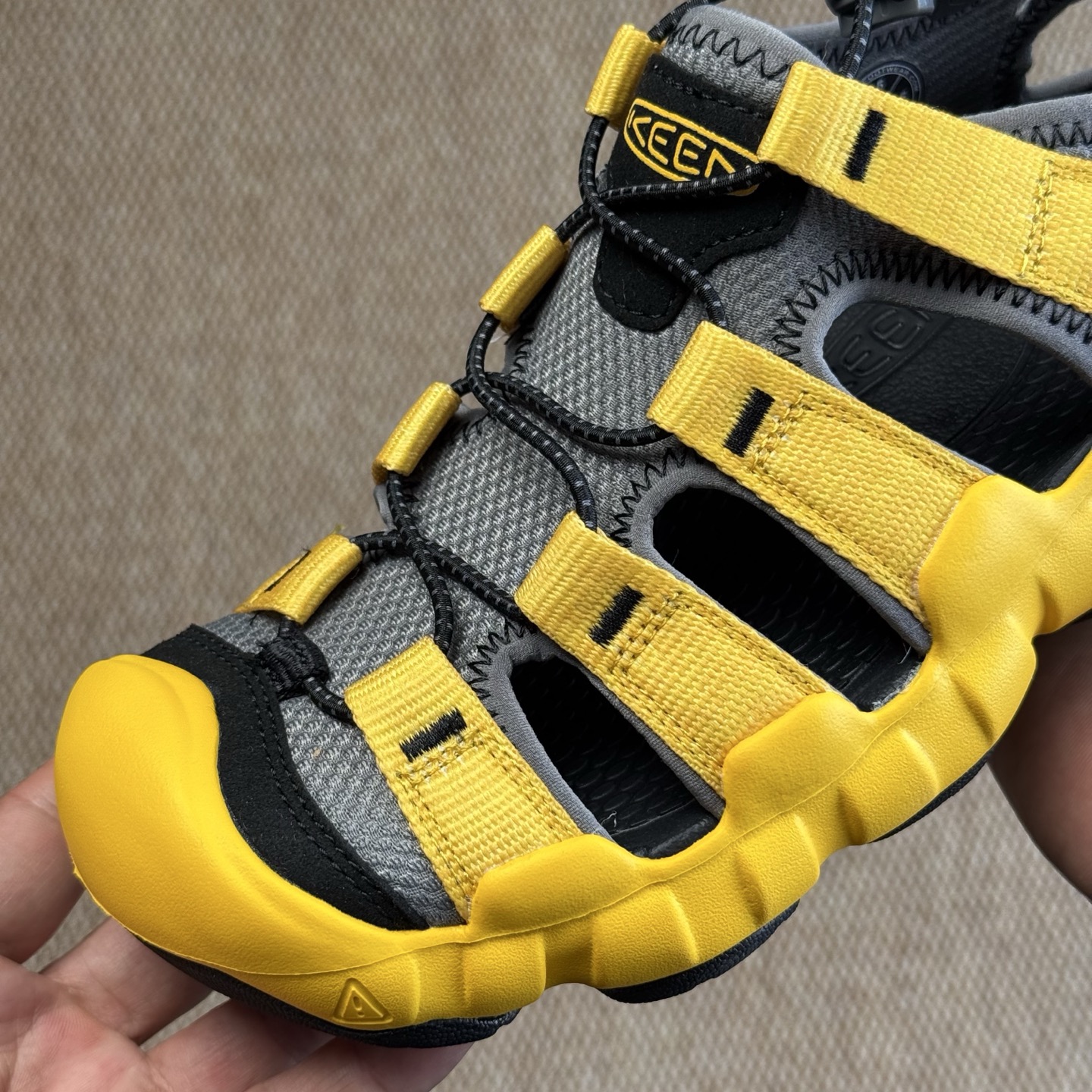 
科恩 KEEN Hyperport H2 溯溪鞋 5色
原装品质，现货开售！
尺码：36-45