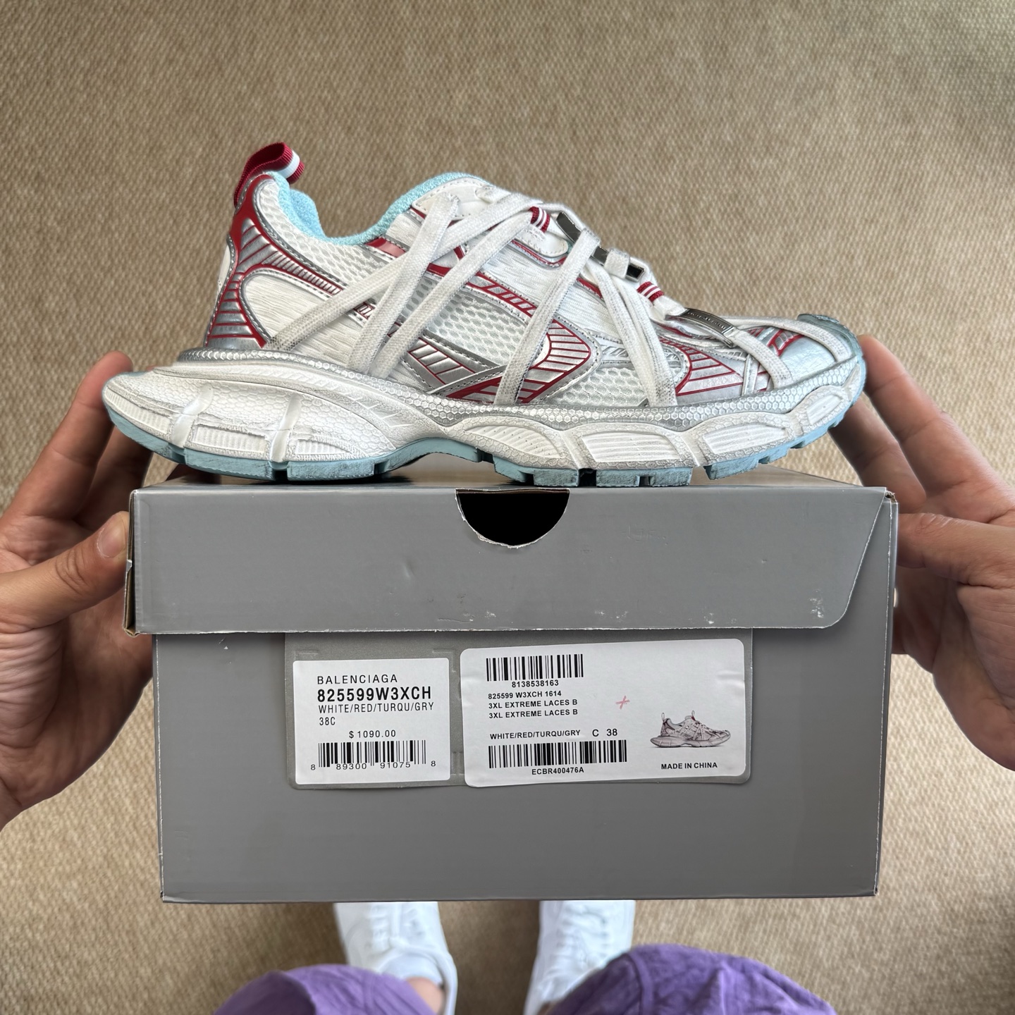  
BALENCIAGA 3XL蜘蛛侠绑带款 米色红线
巴黎世家十代 3XL老爹鞋复古做旧 3M反光
独