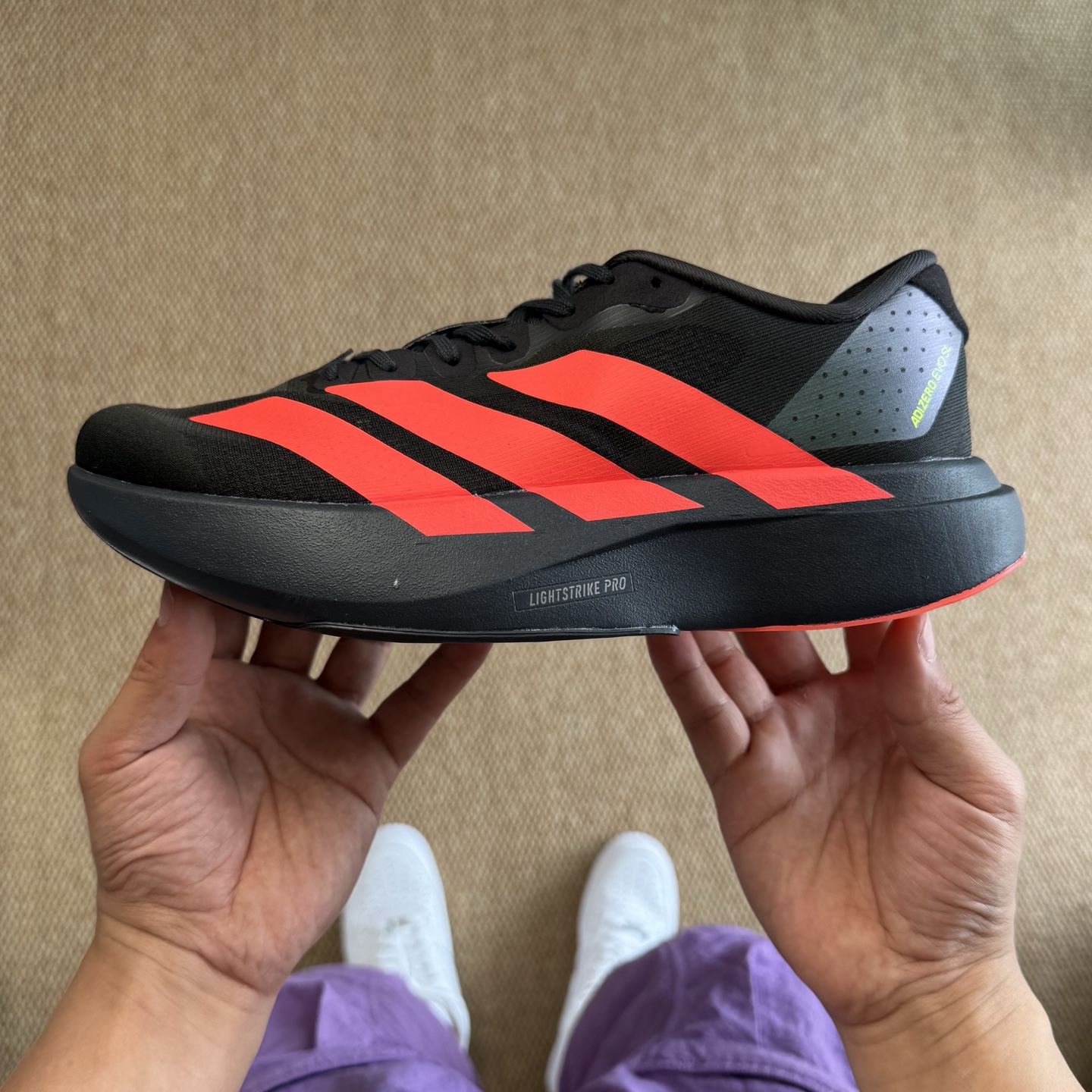 💰200 核心价格表私
AD Adizero Evo SL 阿迪达斯马拉松跑步鞋
Q弹缓震跑鞋新体验！第10色:黑红
货号：JR3414 尺码：39-45