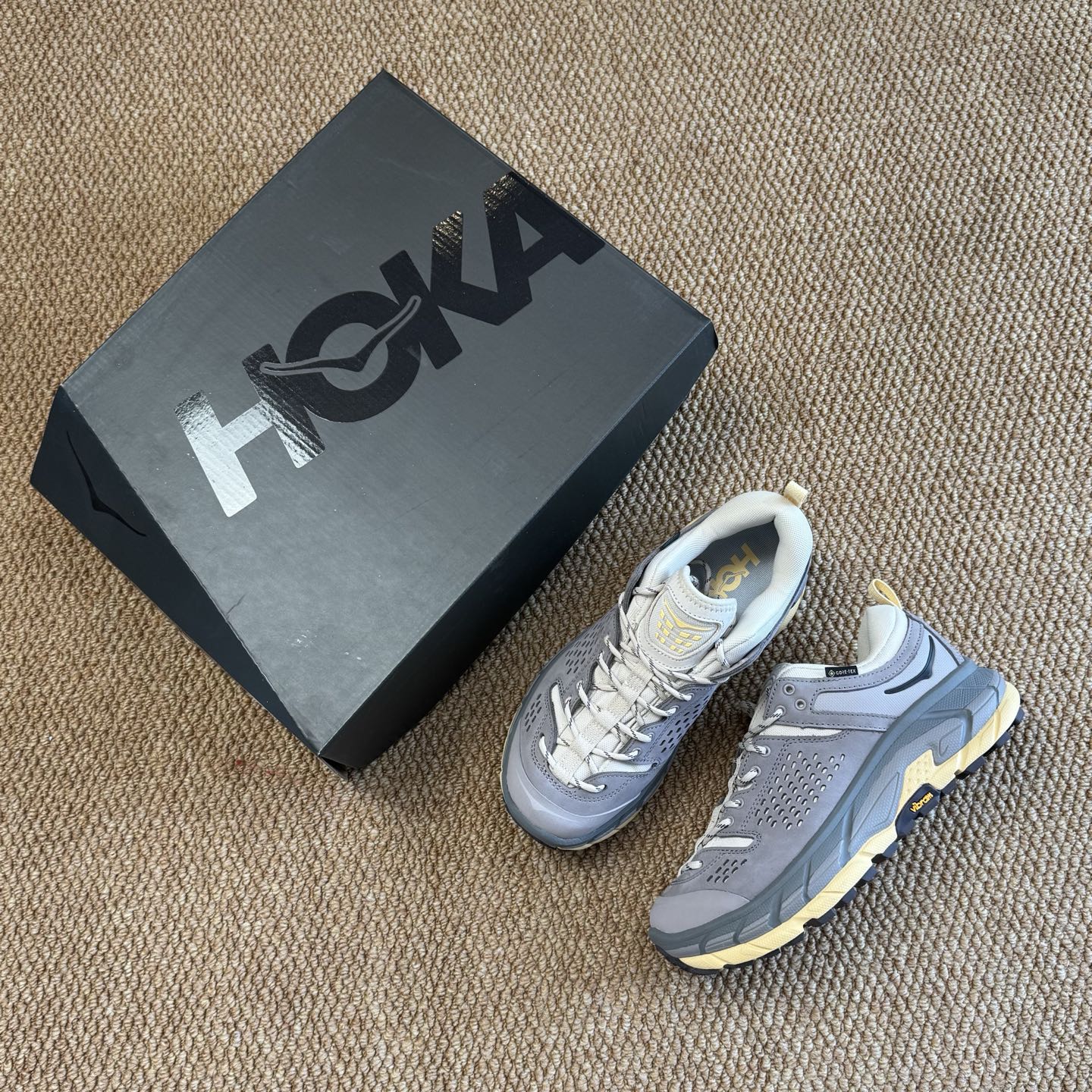  
纯原Hoka ULTRA托亚 第11色紫灰
越野跑登山鞋🥾 GORE-TEX真正全防水，下雨涉水无压