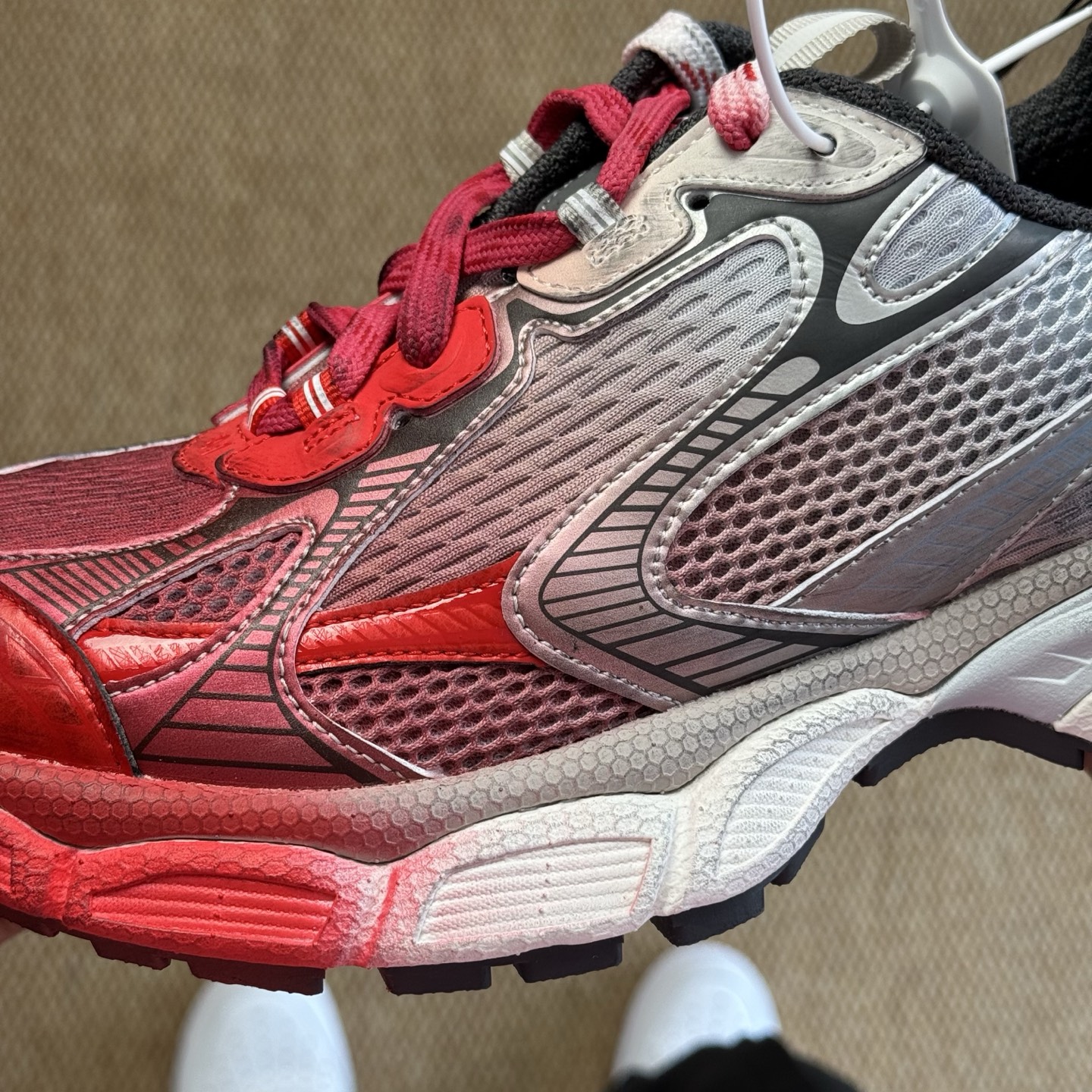  
XA版！巴黎世家3XL 灰红渐变色
BALENCIAGA十代 3XL老爹鞋复古做旧
独家湖南兴昂全套