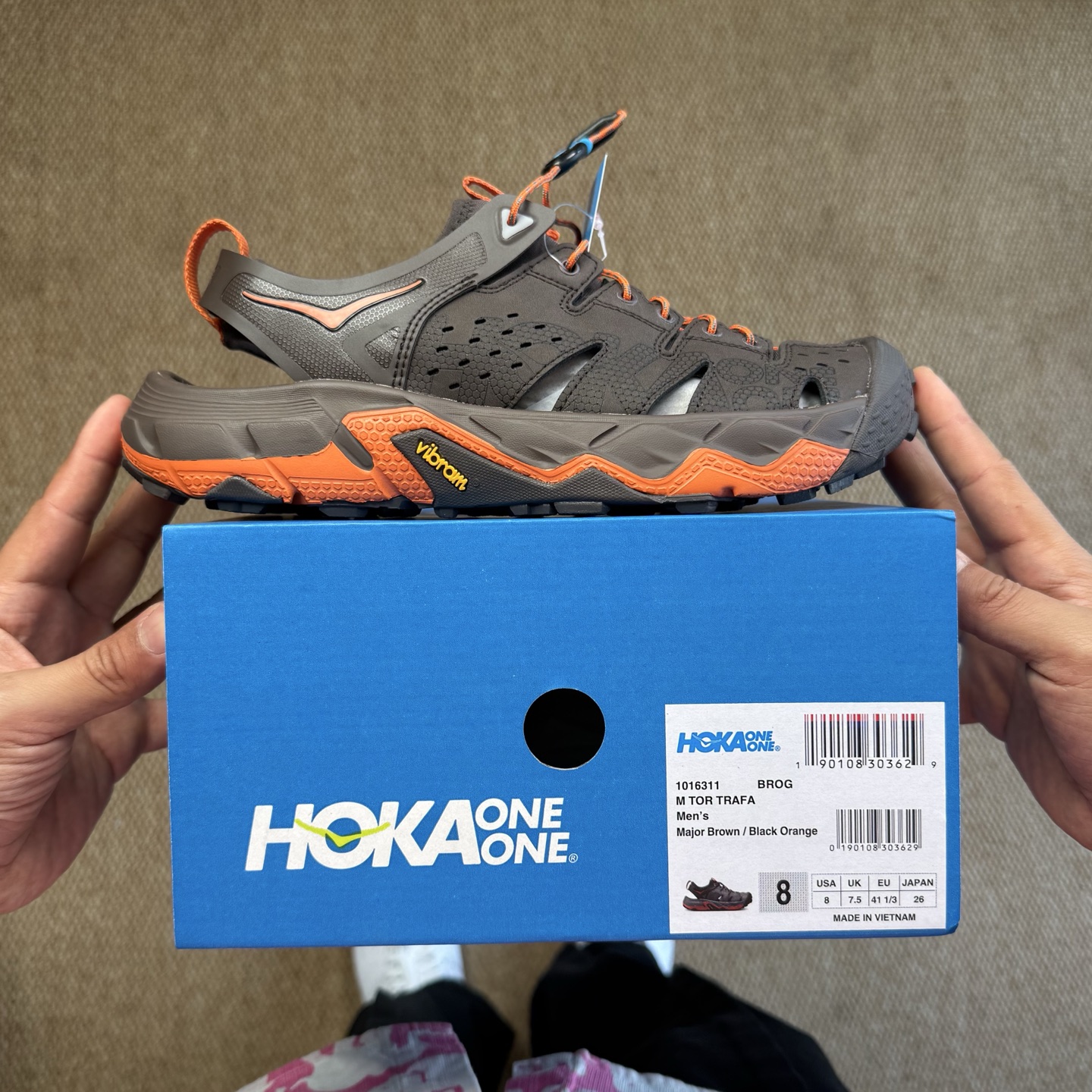  
HOKA One One Vibram 轻量溯溪鞋 
原鞋开发 市面最强品质！
尺码：36 36.5