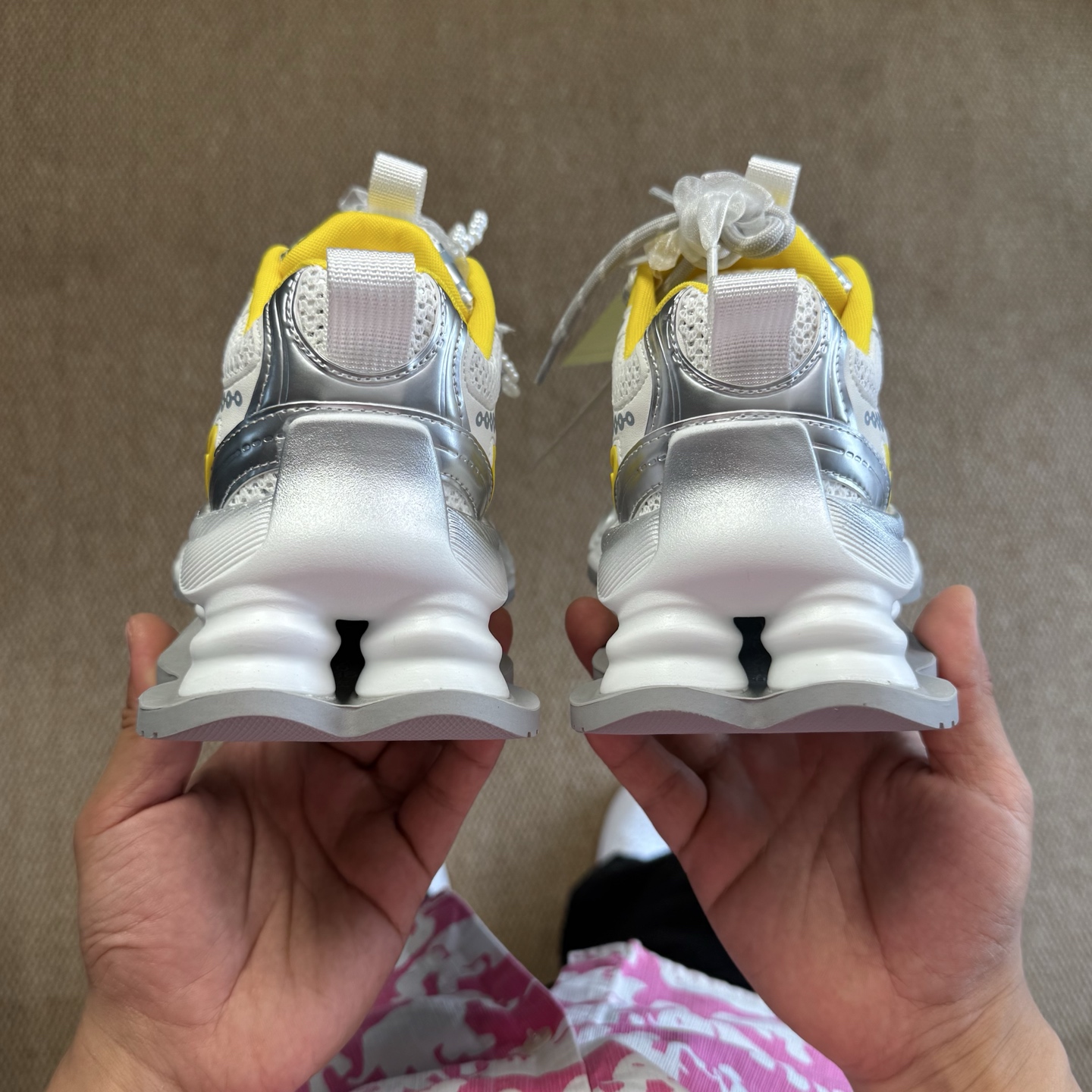  
GG-CC 机能厚底休闲鞋 做旧老爹鞋 气柱
广东大厂出品 时髦look轻松定格 
不费力展现率性氛