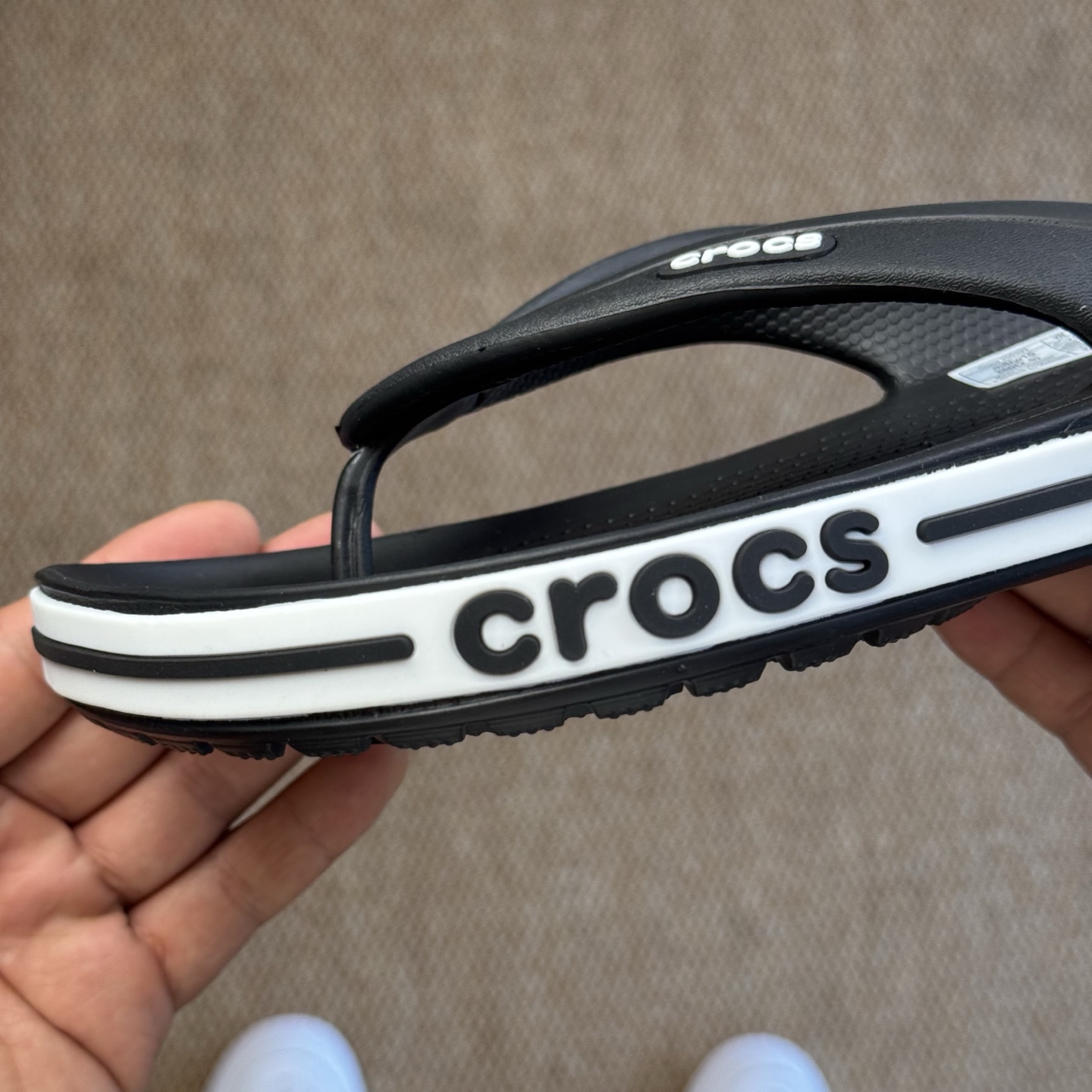  
Crocs卡骆驰 Crocband 贝雅 夹脚人字拖鞋🩴
莞产纯原工艺！  5色！   尺码：40-