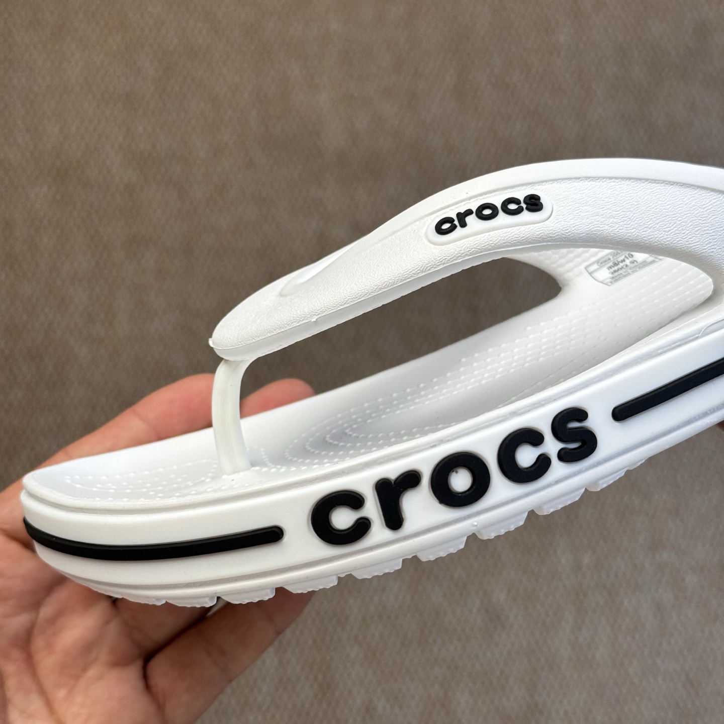  
Crocs卡骆驰 Crocband 贝雅 夹脚人字拖鞋🩴
莞产纯原工艺！  5色！   尺码：40-