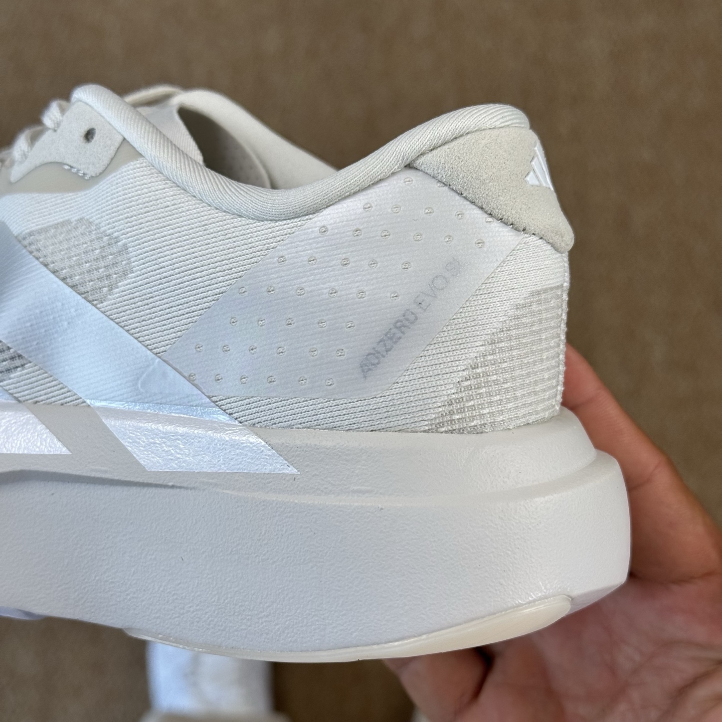  核心价格表私
AD Adizero Evo SL 阿迪达斯马拉松跑步鞋
Q弹缓震跑鞋新体验！第11色光