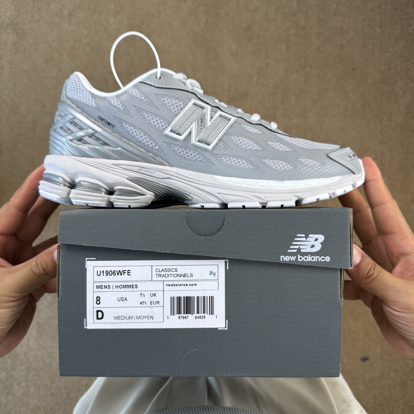  
C版新百伦！nb1906 第92色 3M反光灰银
纯原大厂出品，品质优价格合理，降维打击‼️
尺码3