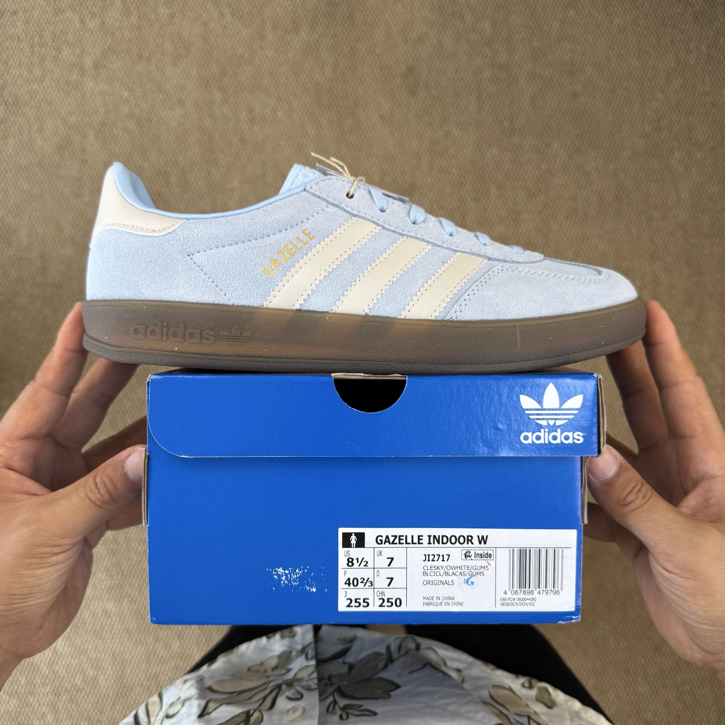  
XJ版 极致性价比！阿迪T字德训鞋：麂皮蓝白
Adidas/阿迪达斯 Gazelle 桑巴板鞋sam