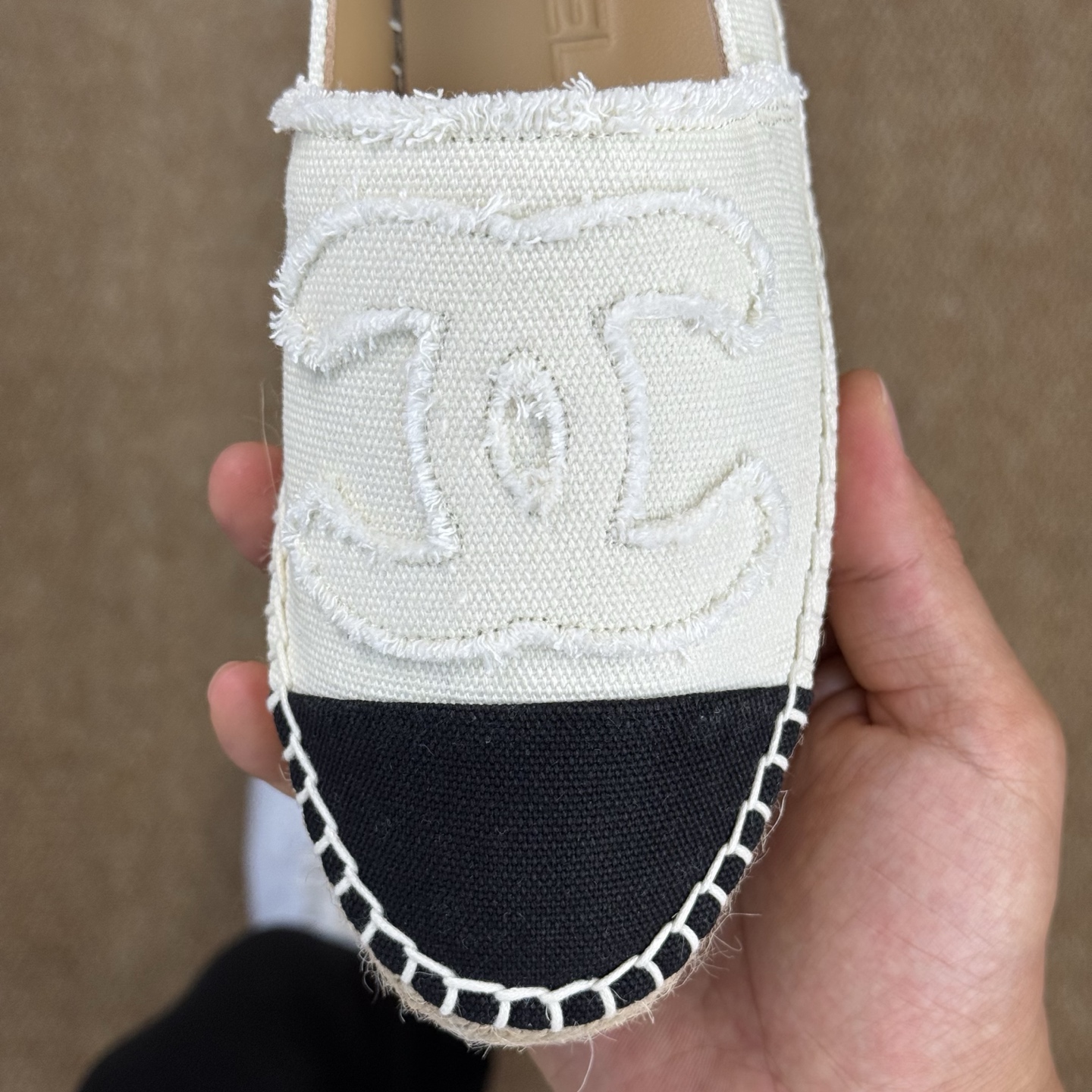  
莞产纯原 PT仓现货发售15色‼️
CHANEL 香奈儿经典款 小香渔夫鞋 
脚背高/或者宽 建议选