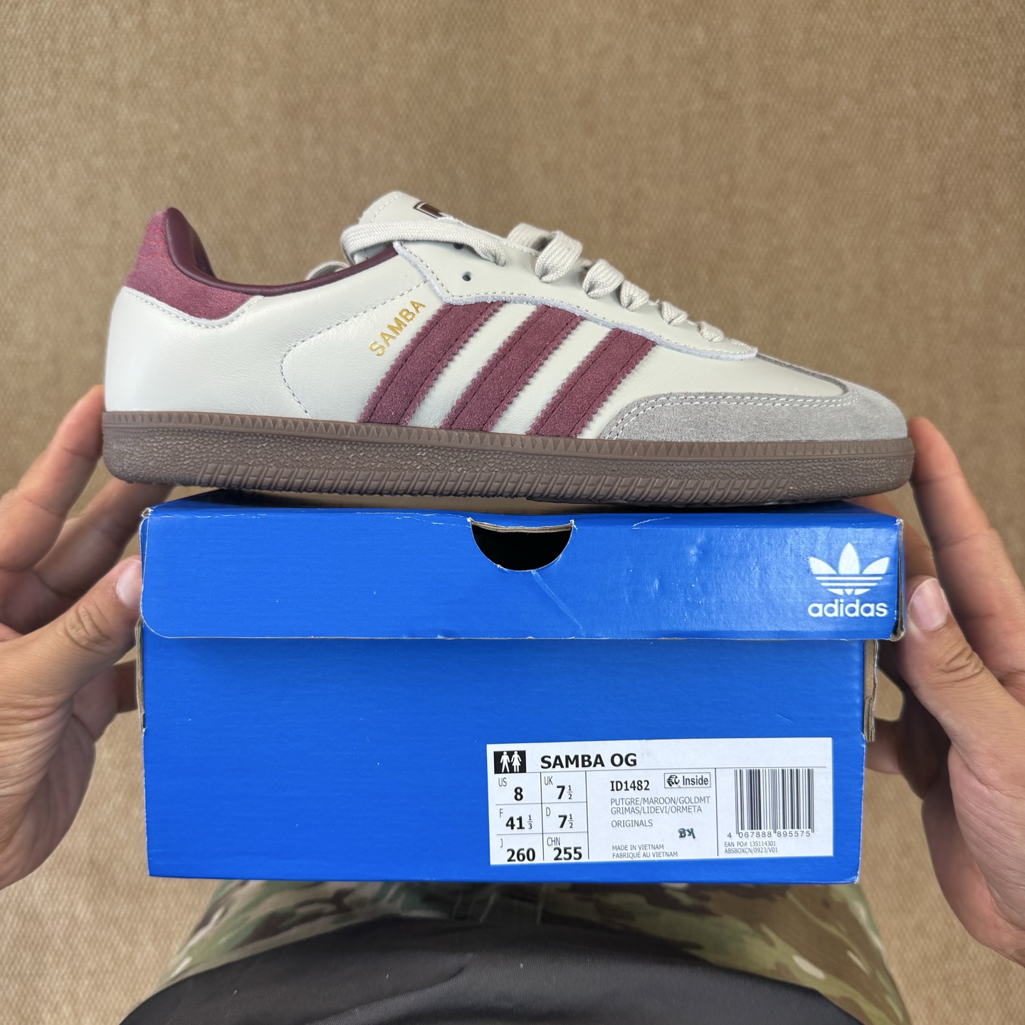 
PK版 市面最顶级品质没有之一！
此版鞋身全部采用进口原厂头层皮
Adidas Originals S