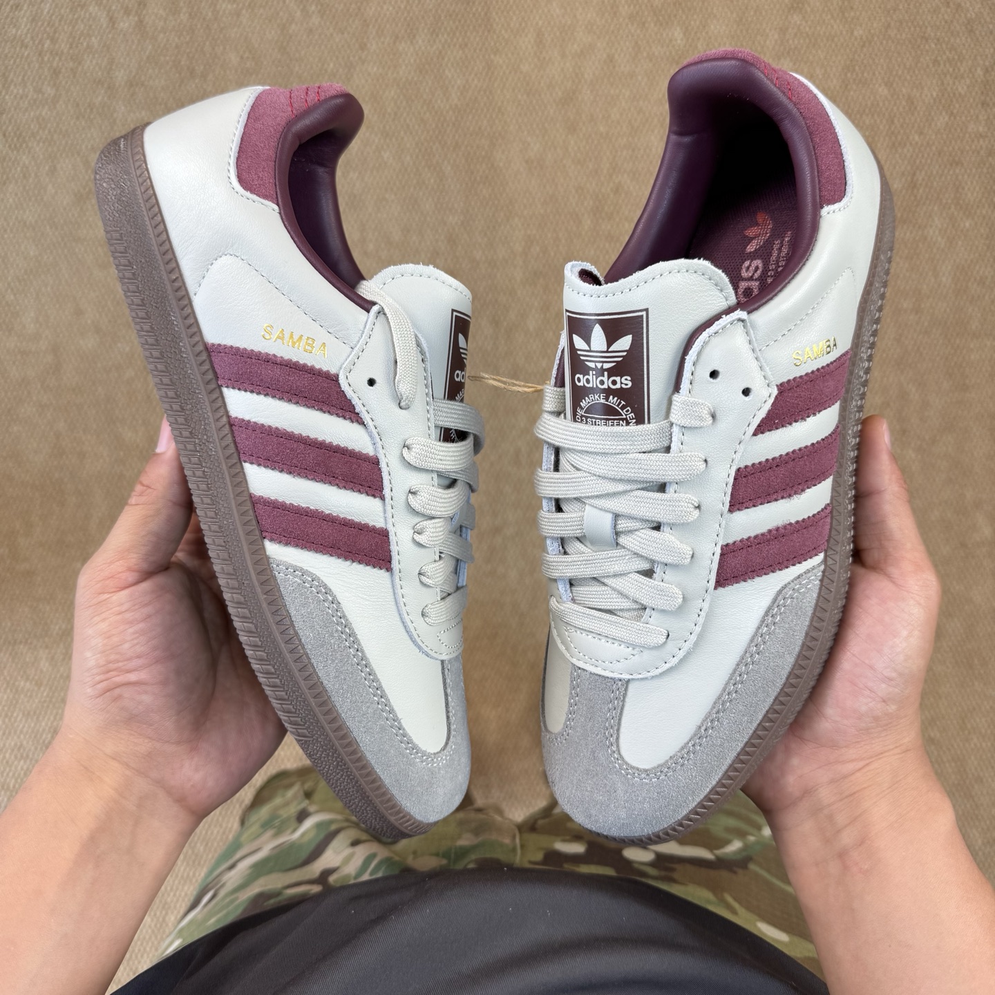 
PK版 市面最顶级品质没有之一！
此版鞋身全部采用进口原厂头层皮
Adidas Originals S