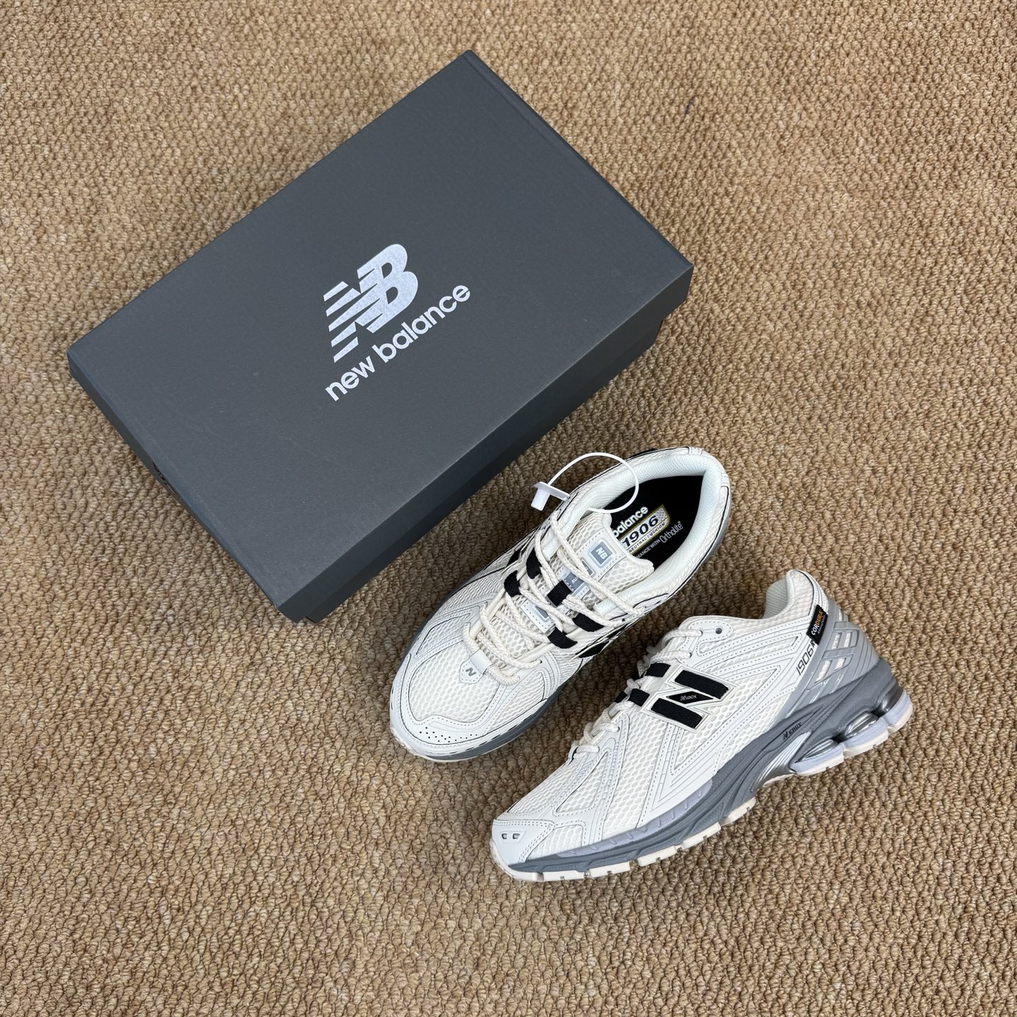  
C版新百伦！nb1906 第94色 褐棕色
纯原大厂出品，品质优价格合理，降维打击‼️
尺码36-4
