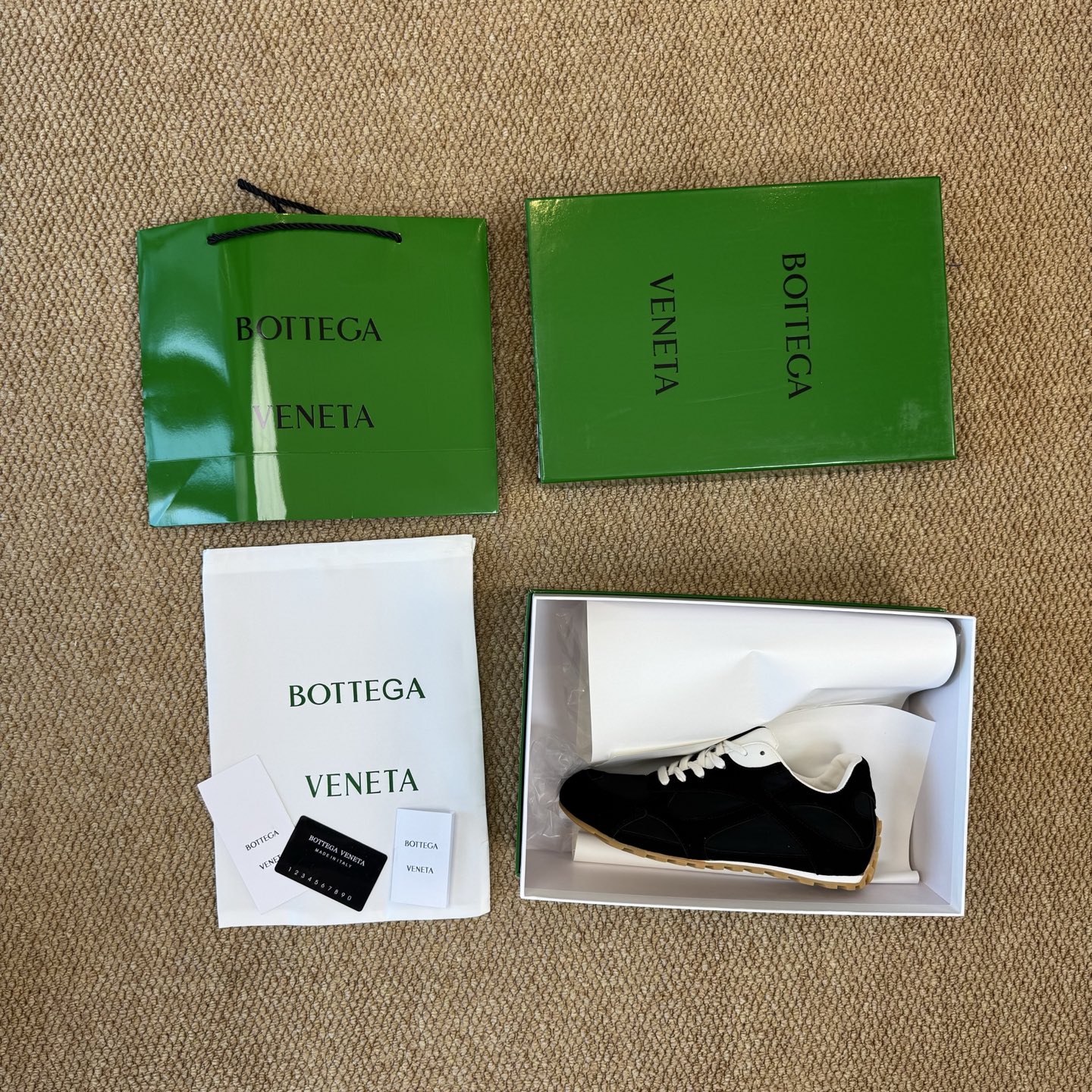  
Bottega Veneta葆蝶家 Orbit 小牛皮 薄底德训鞋
莞产纯原大厂，PT仓现货发售！
