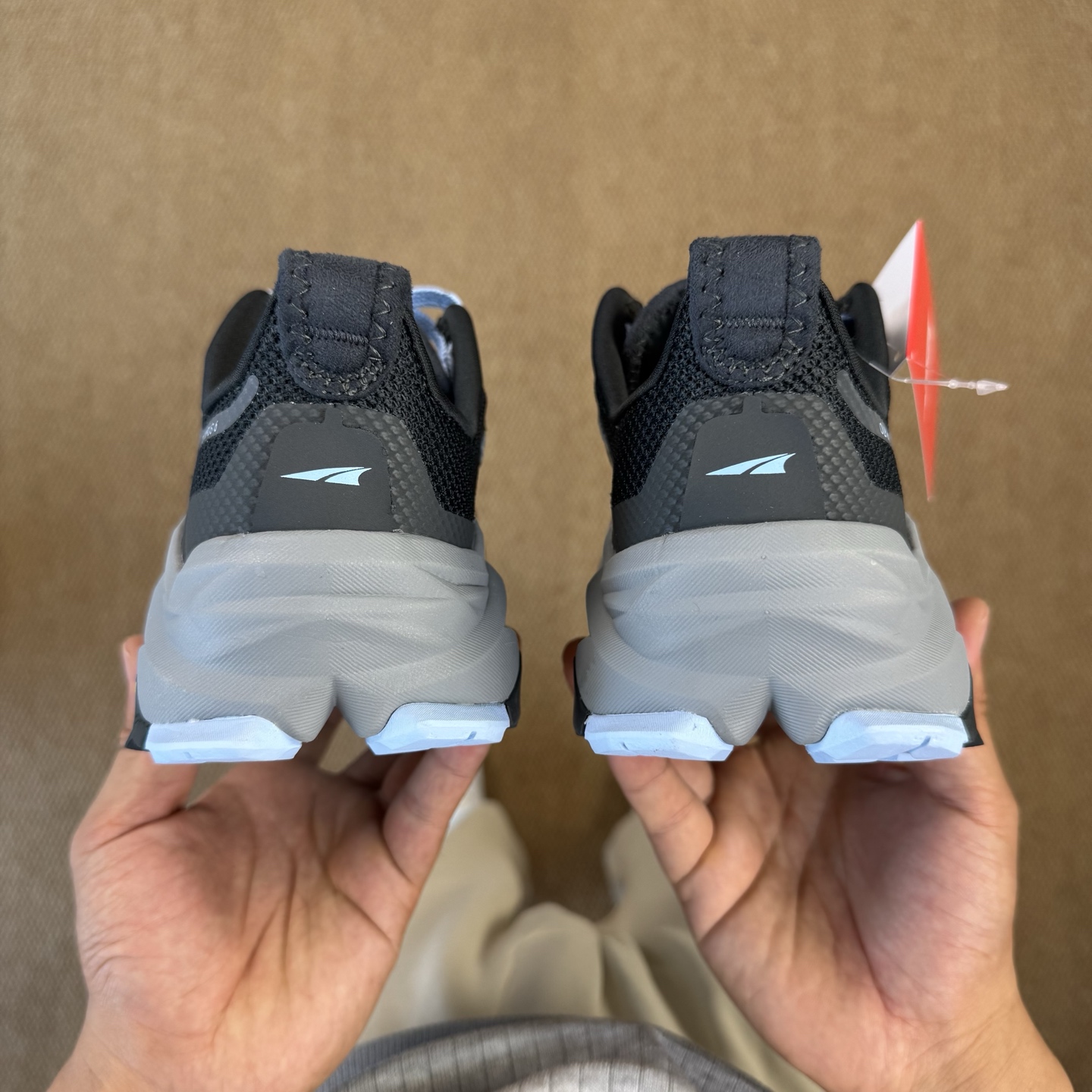 
奥创 奥林巴斯6越野跑鞋 Altra OLYMPUS 6
美国专业跑鞋品牌，国内越野跑市场占有量前三
