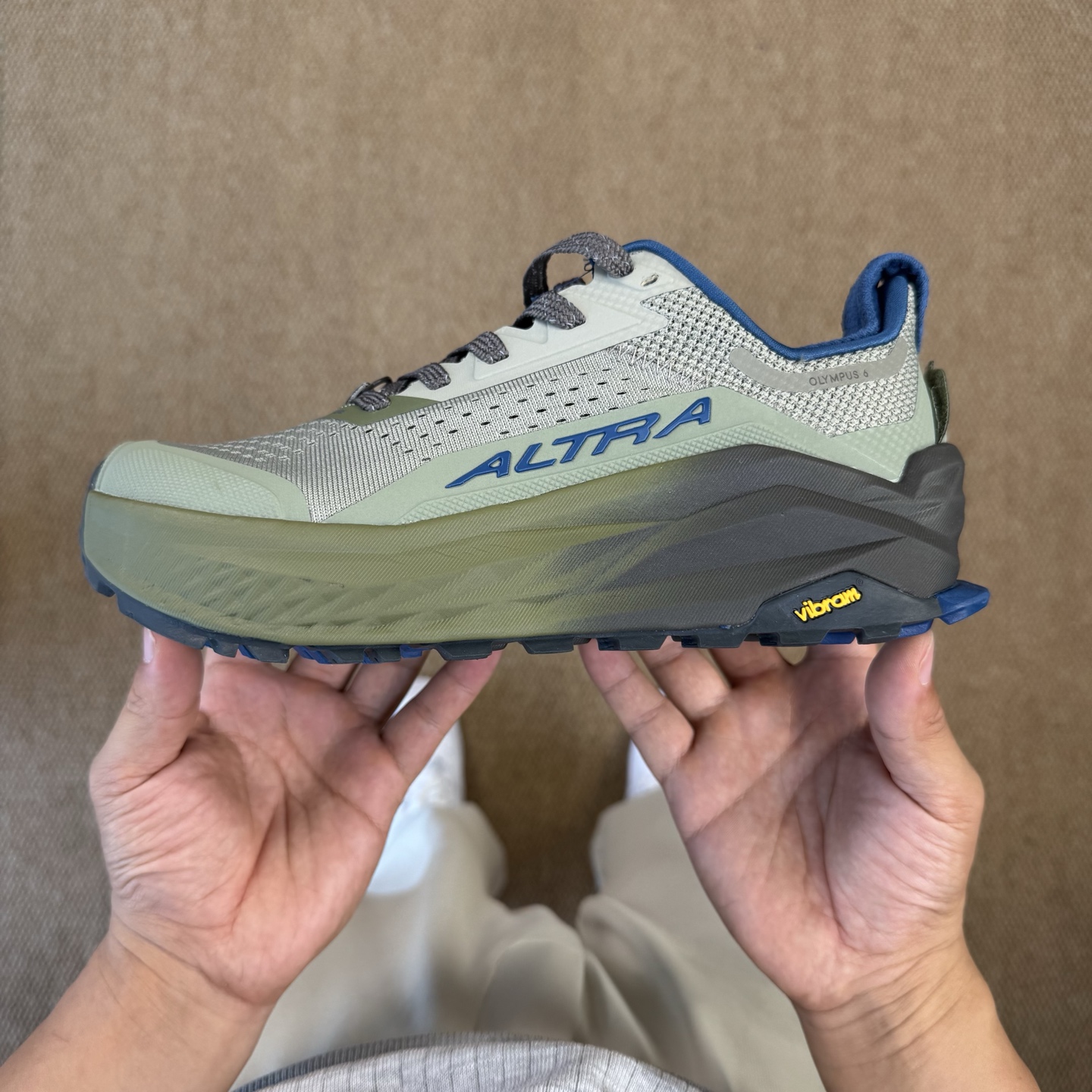  
奥创 奥林巴斯6越野跑鞋 Altra OLYMPUS 6
美国专业跑鞋品牌，国内越野跑市场占有量前三