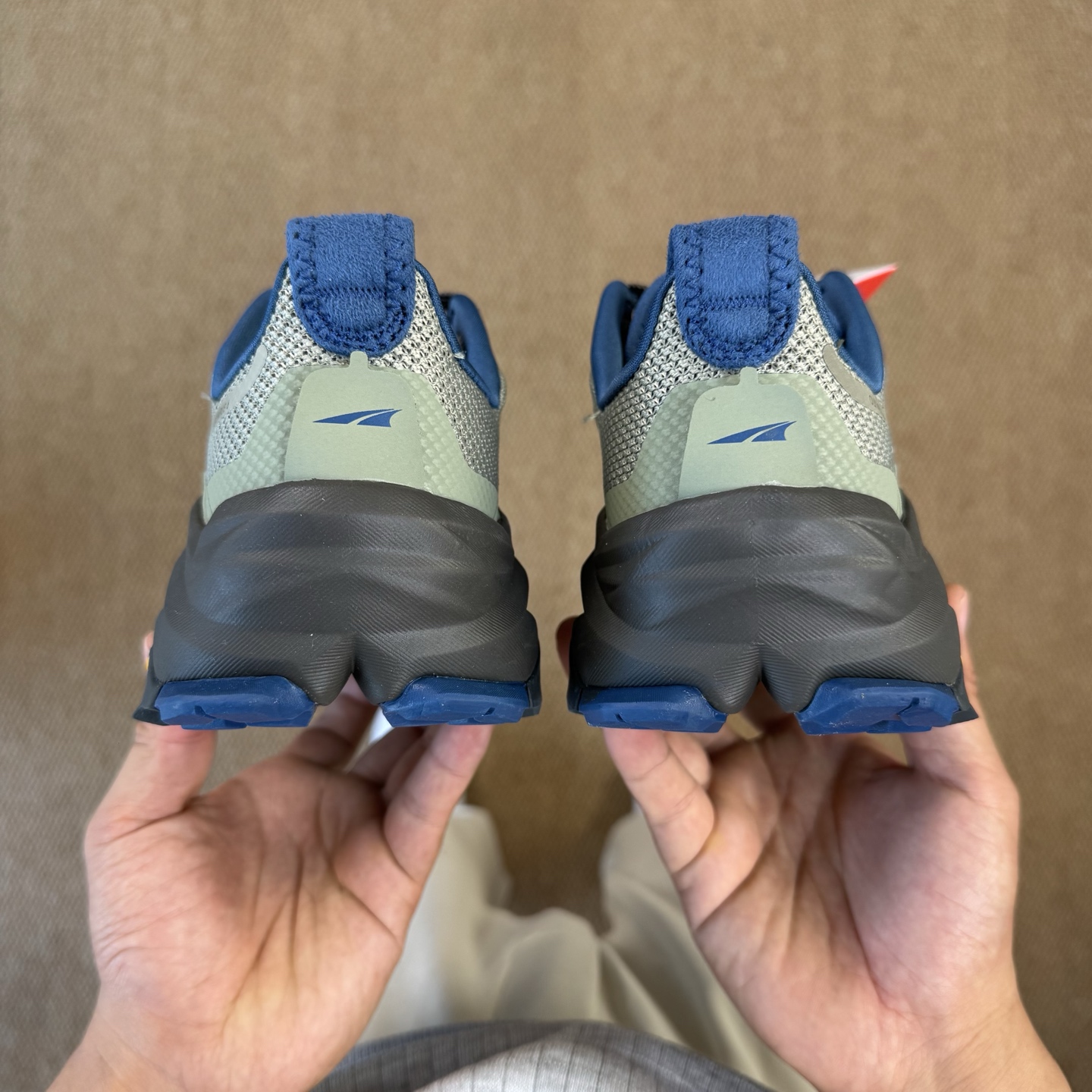  
奥创 奥林巴斯6越野跑鞋 Altra OLYMPUS 6
美国专业跑鞋品牌，国内越野跑市场占有量前三