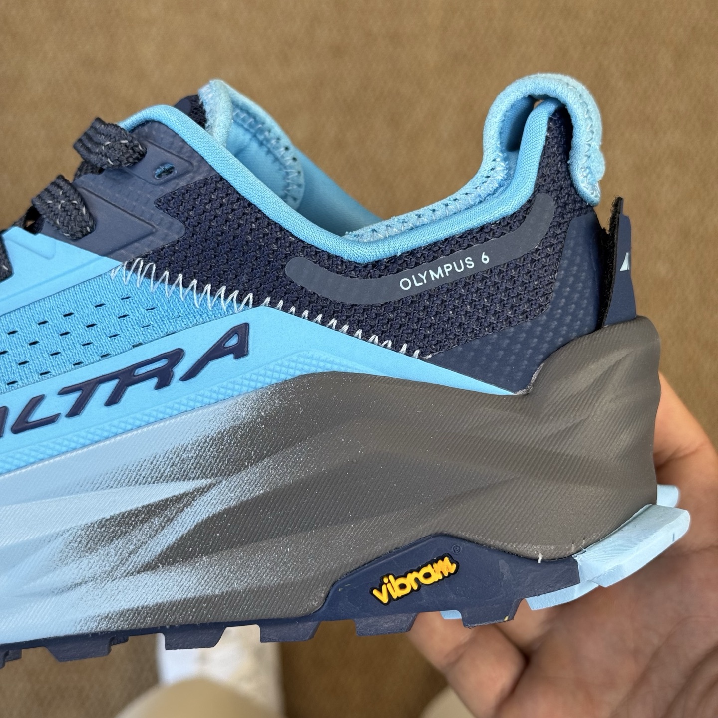  
奥创 奥林巴斯6越野跑鞋 Altra OLYMPUS 6
美国专业跑鞋品牌，国内越野跑市场占有量前三