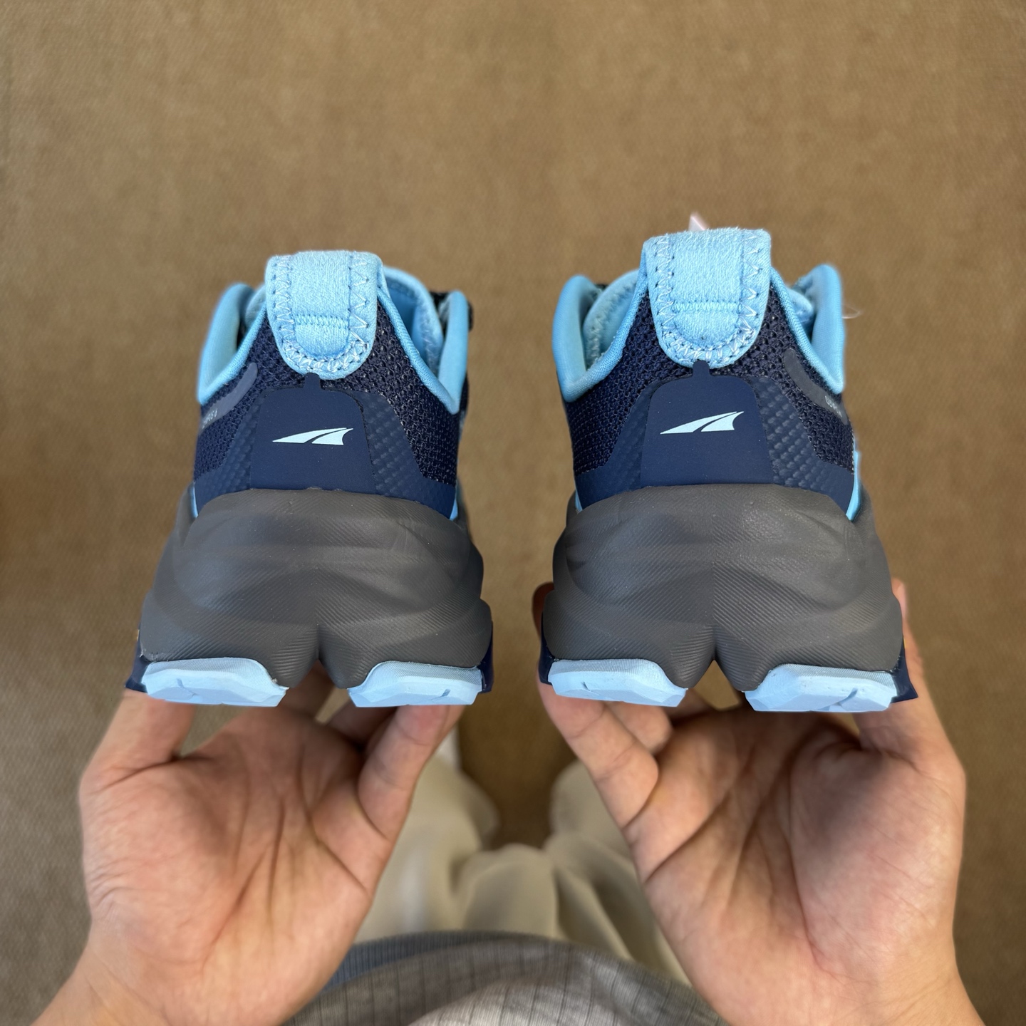  
奥创 奥林巴斯6越野跑鞋 Altra OLYMPUS 6
美国专业跑鞋品牌，国内越野跑市场占有量前三